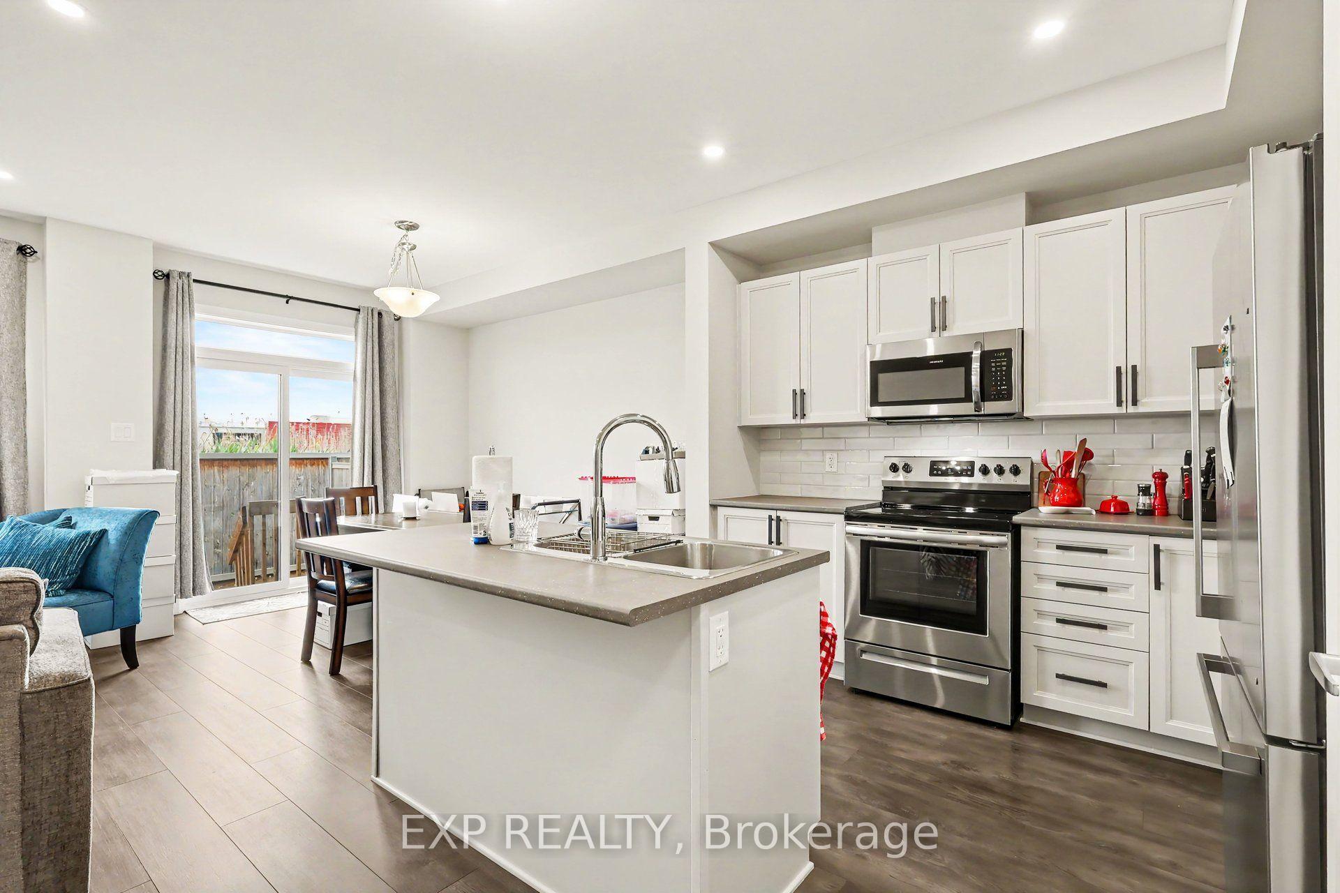 Photo 6 of 538 Prominence Way, Ottawa, Avalon East — HOMEH