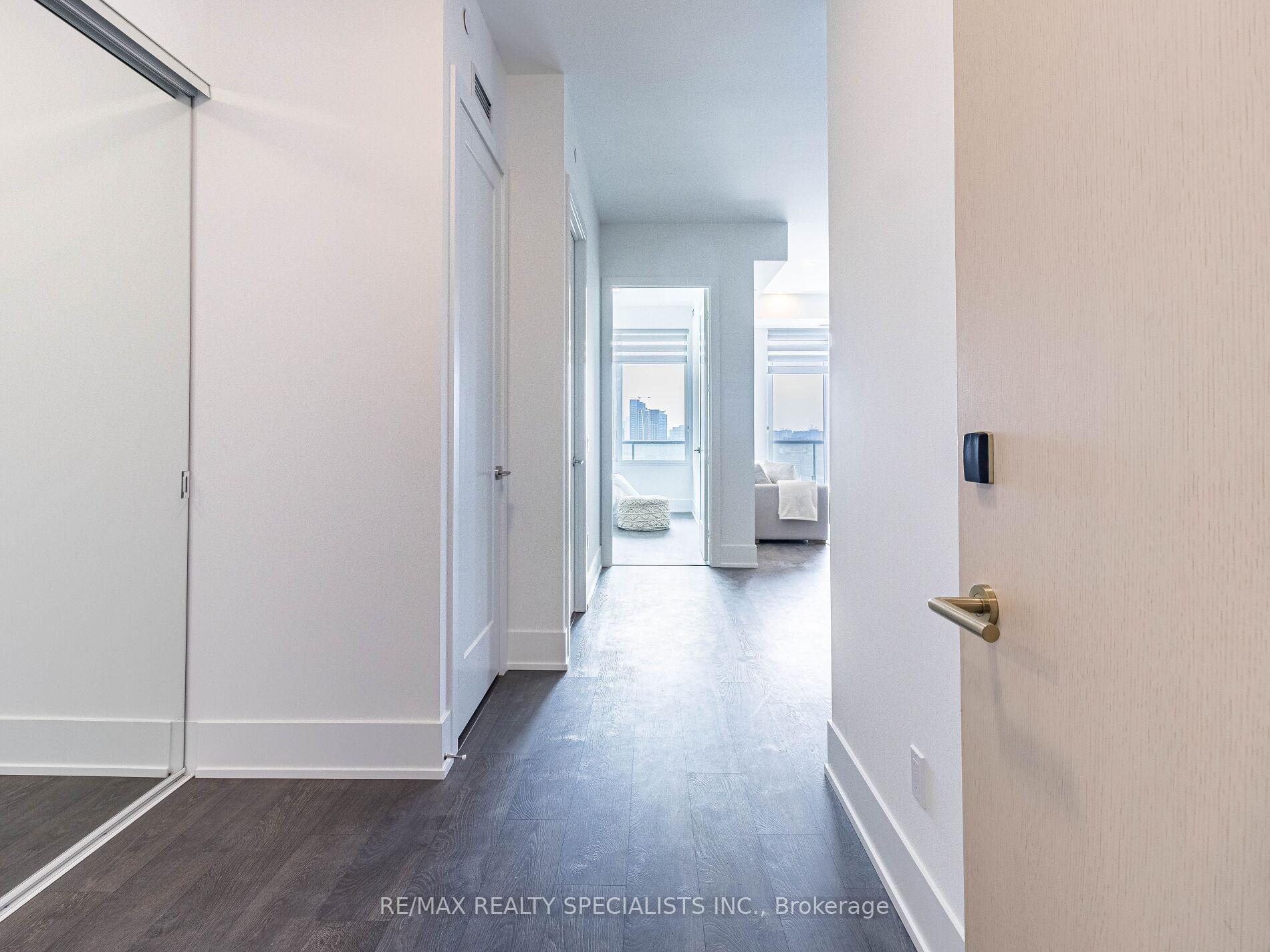 Photo 5 of Unit 1903, 480 Front Street W, Toronto, Waterfront Communities — HOMEH