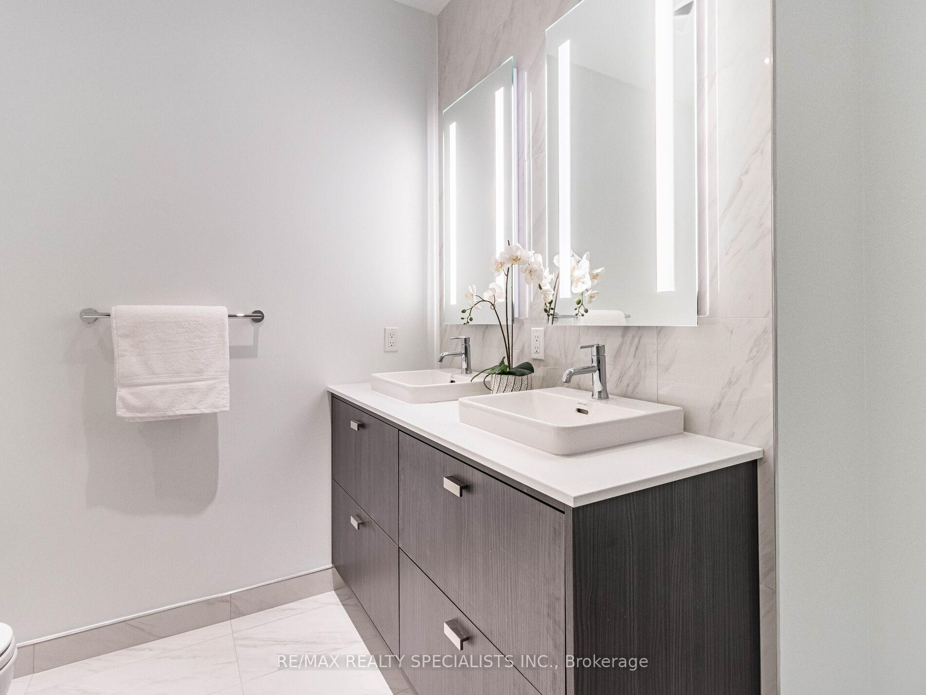 Photo 24 of Unit 1903, 480 Front Street W, Toronto, Waterfront Communities — HOMEH