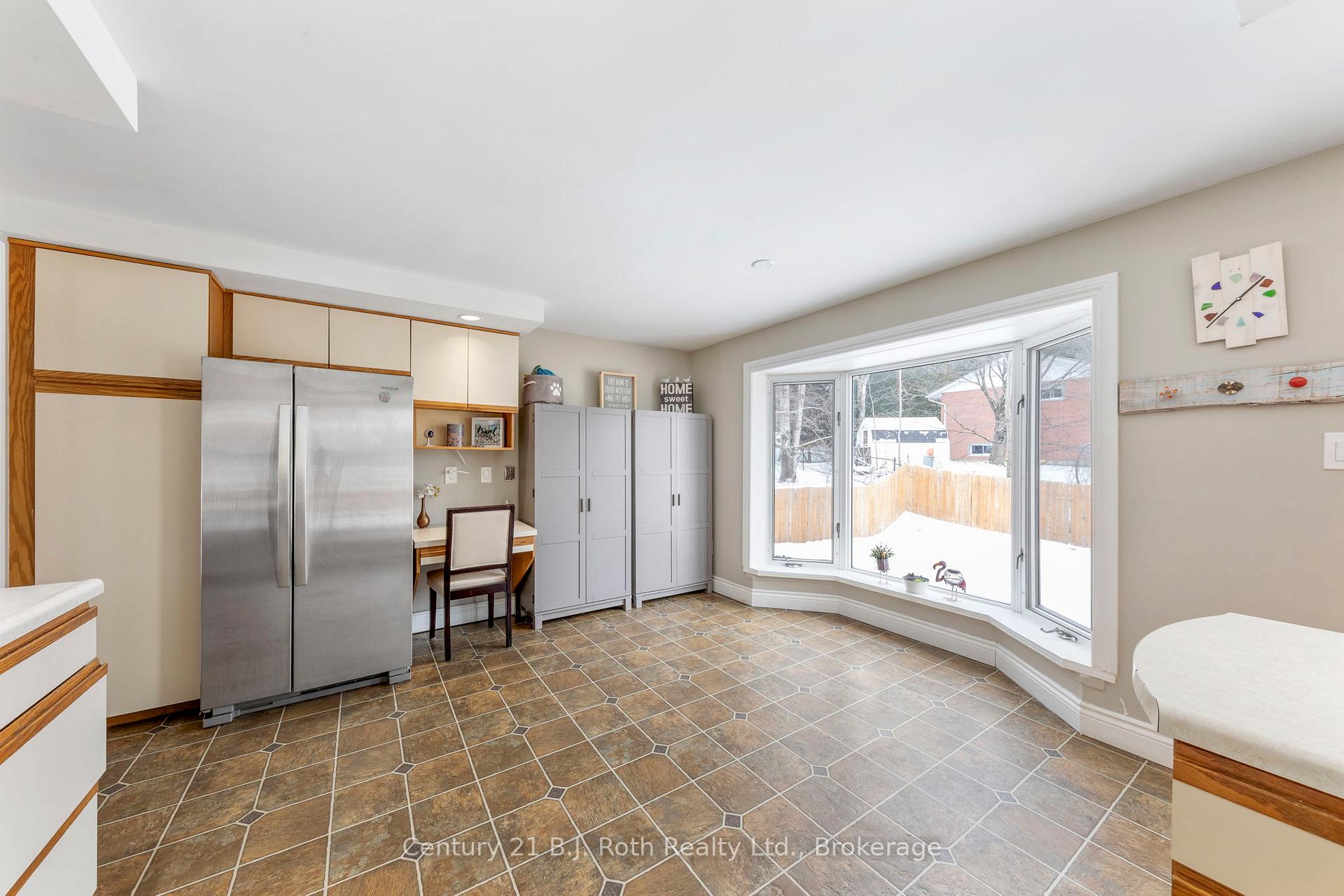 Photo 15 of 60 Lepage Drive, Penetanguishene — HOMEH