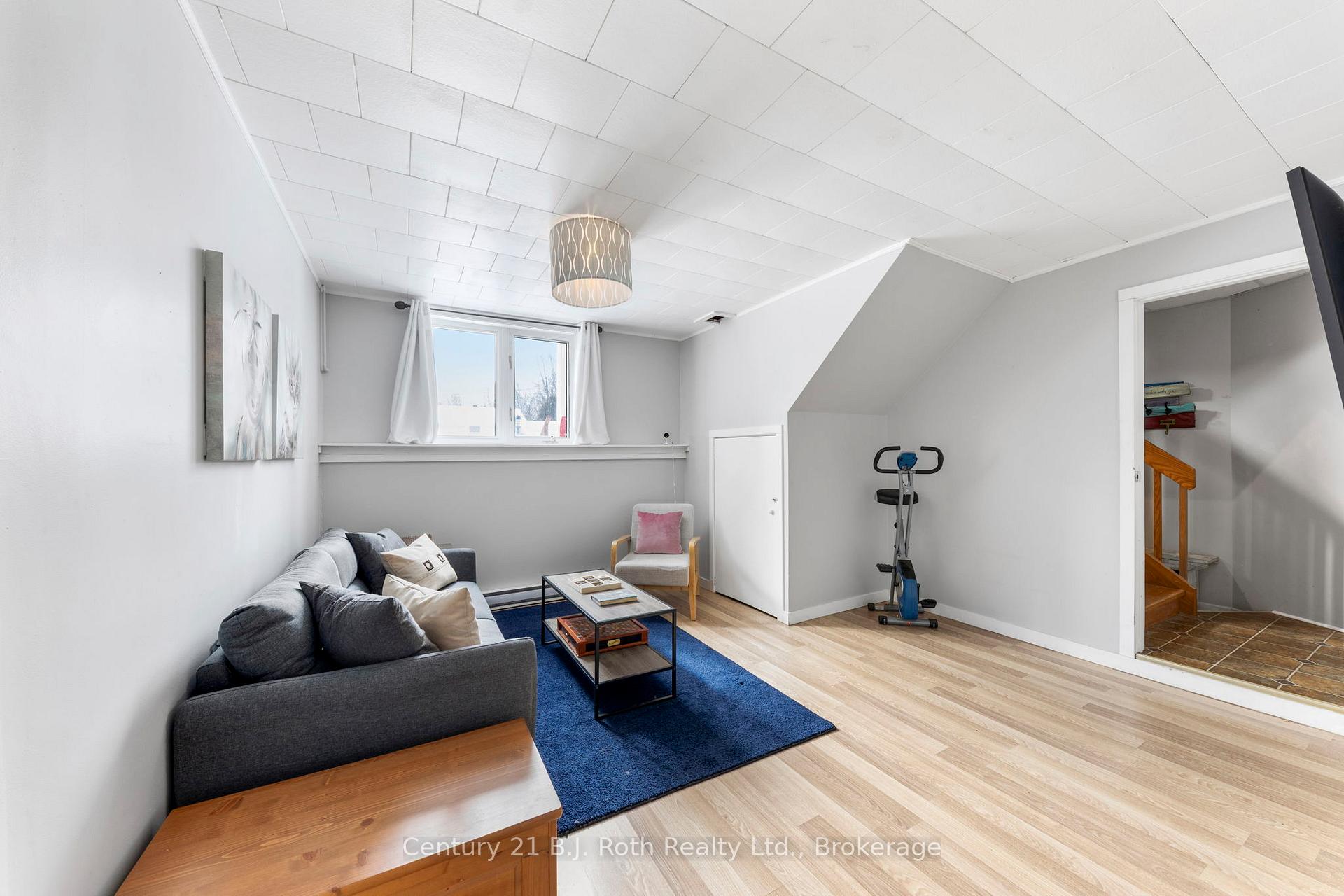 Photo 25 of 60 Lepage Drive, Penetanguishene — HOMEH