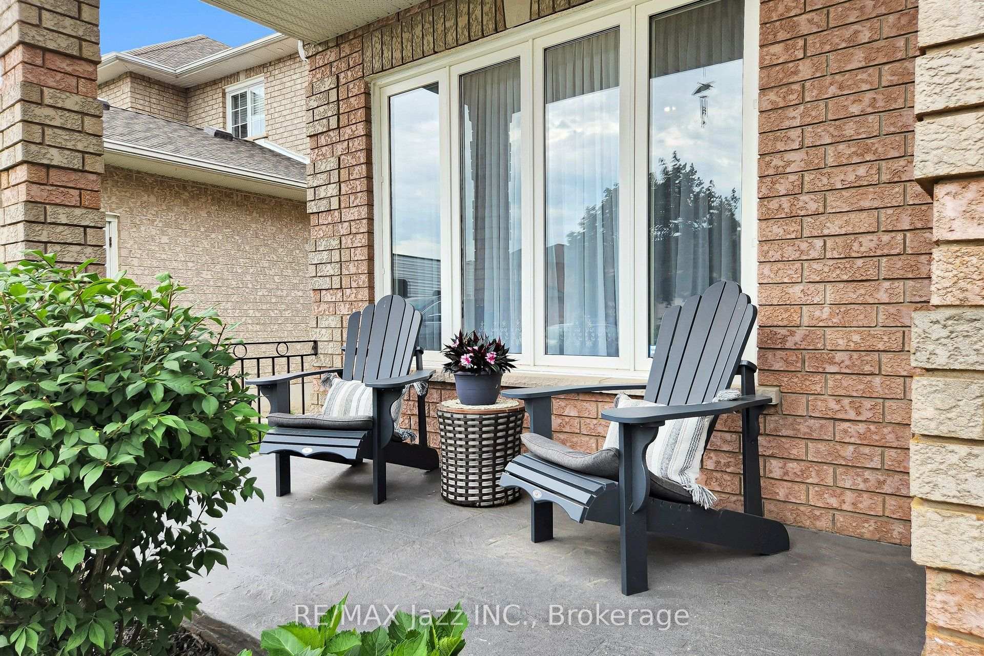 Photo 3 of 276 Homestead Drive, Oshawa, McLaughlin — HOMEH