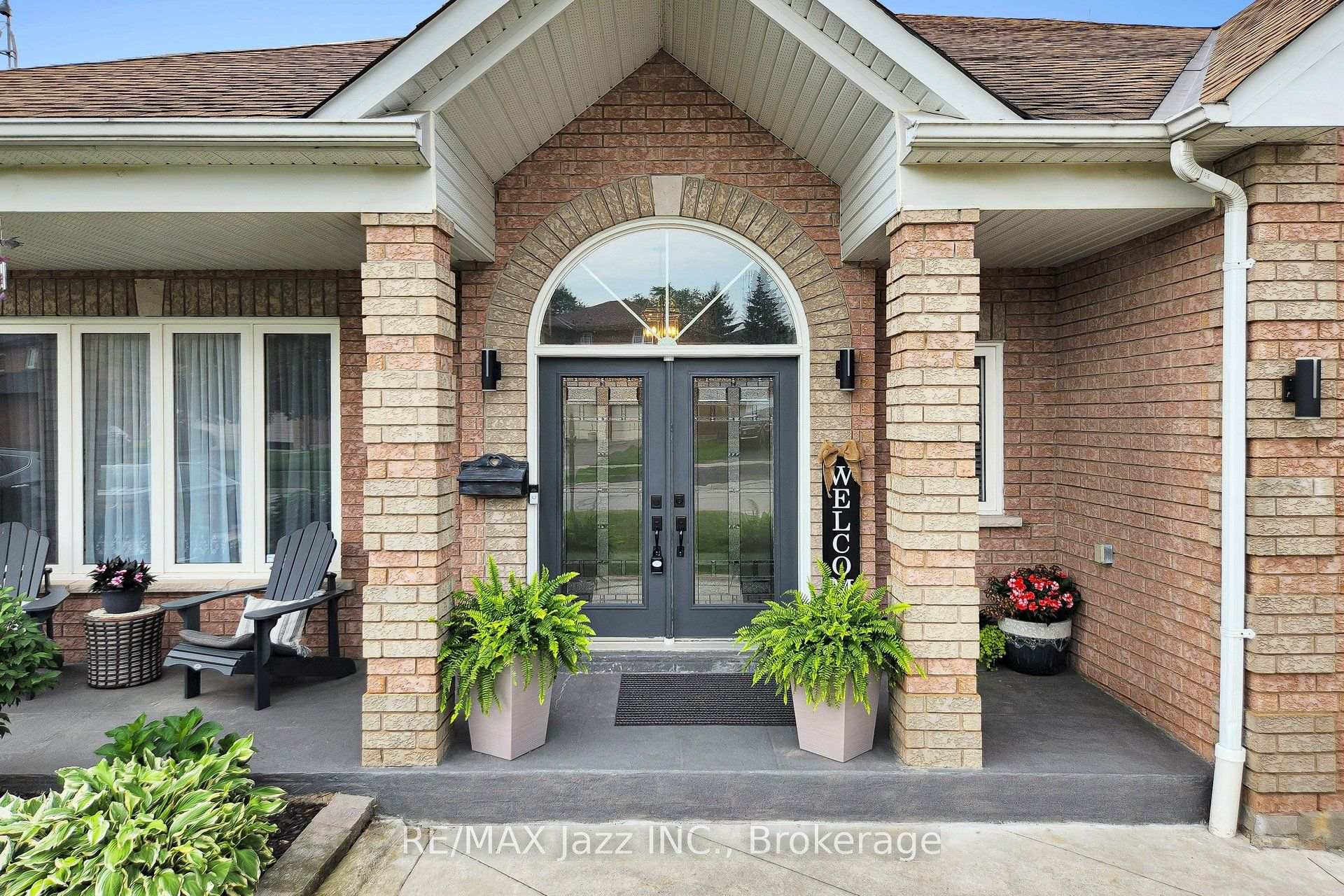 Photo 5 of 276 Homestead Drive, Oshawa, McLaughlin — HOMEH