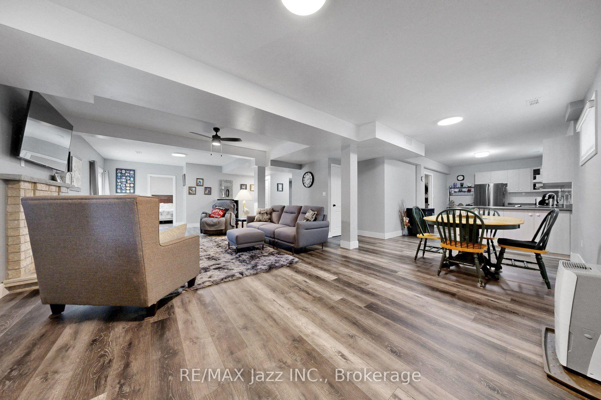 Photo 41 of 276 Homestead Drive, Oshawa, McLaughlin — HOMEH