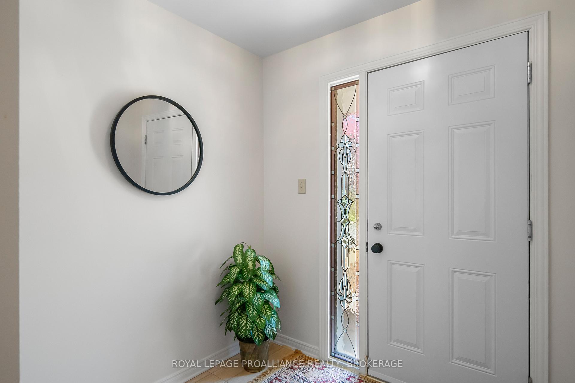Photo 4 of Unit 66, 1 Place D'armes, Kingston, East of Sir John A. Blvd — HOMEH