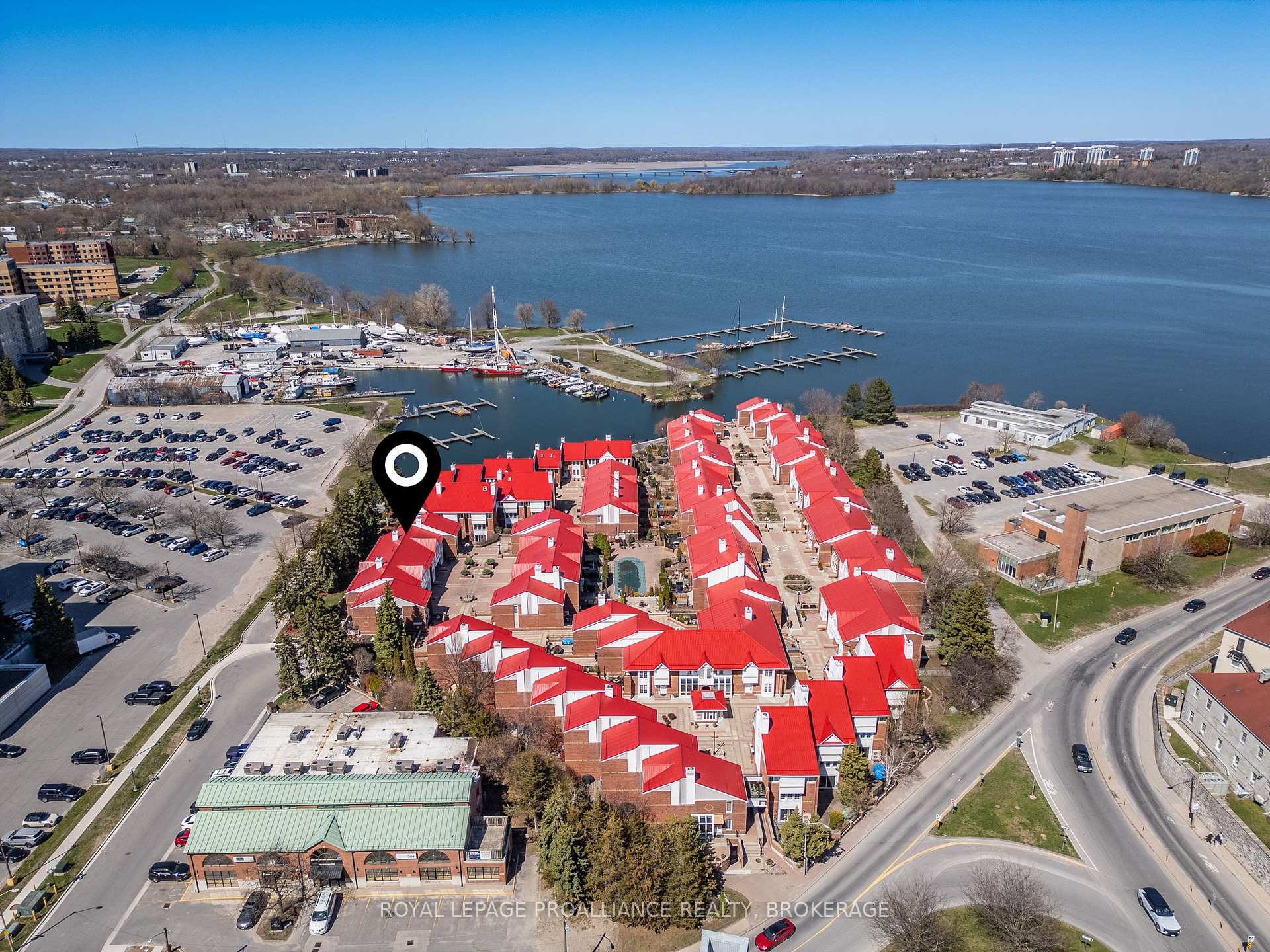 Photo 33 of Unit 66, 1 Place D'armes, Kingston, East of Sir John A. Blvd — HOMEH