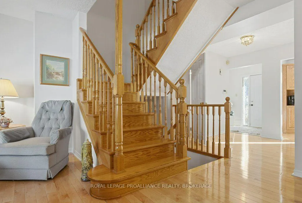 Photo 5 of Unit 66, 1 Place D'armes, Kingston, East of Sir John A. Blvd — HOMEH