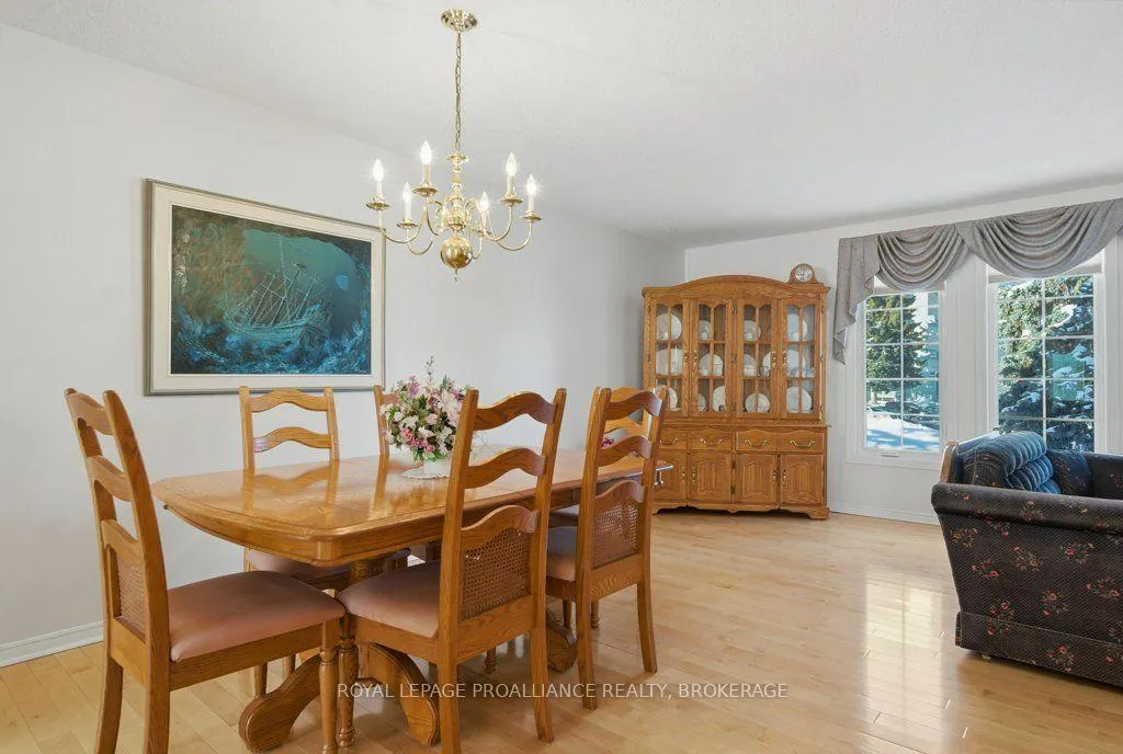 Photo 13 of Unit 66, 1 Place D'armes, Kingston, East of Sir John A. Blvd — HOMEH