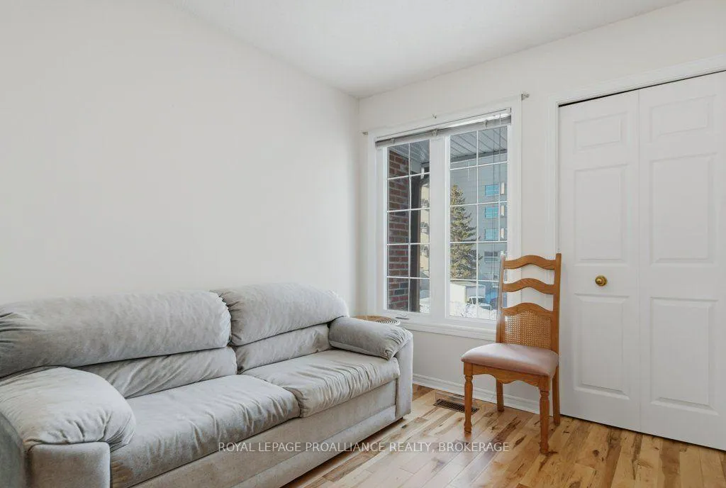 Photo 19 of Unit 66, 1 Place D'armes, Kingston, East of Sir John A. Blvd — HOMEH