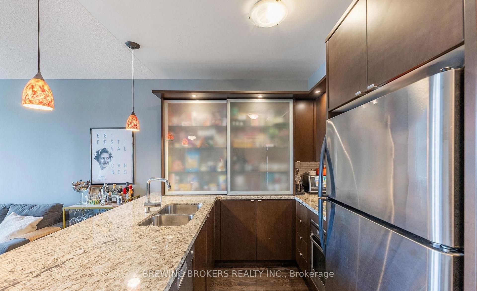 Photo 9 of Unit 704, 1430 Yonge Street, Toronto, Yonge-St. Clair — HOMEH