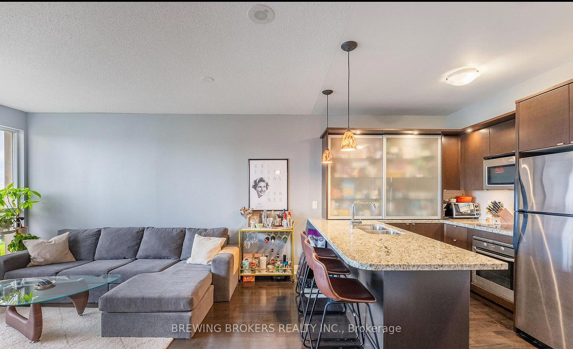 Photo 11 of Unit 704, 1430 Yonge Street, Toronto, Yonge-St. Clair — HOMEH