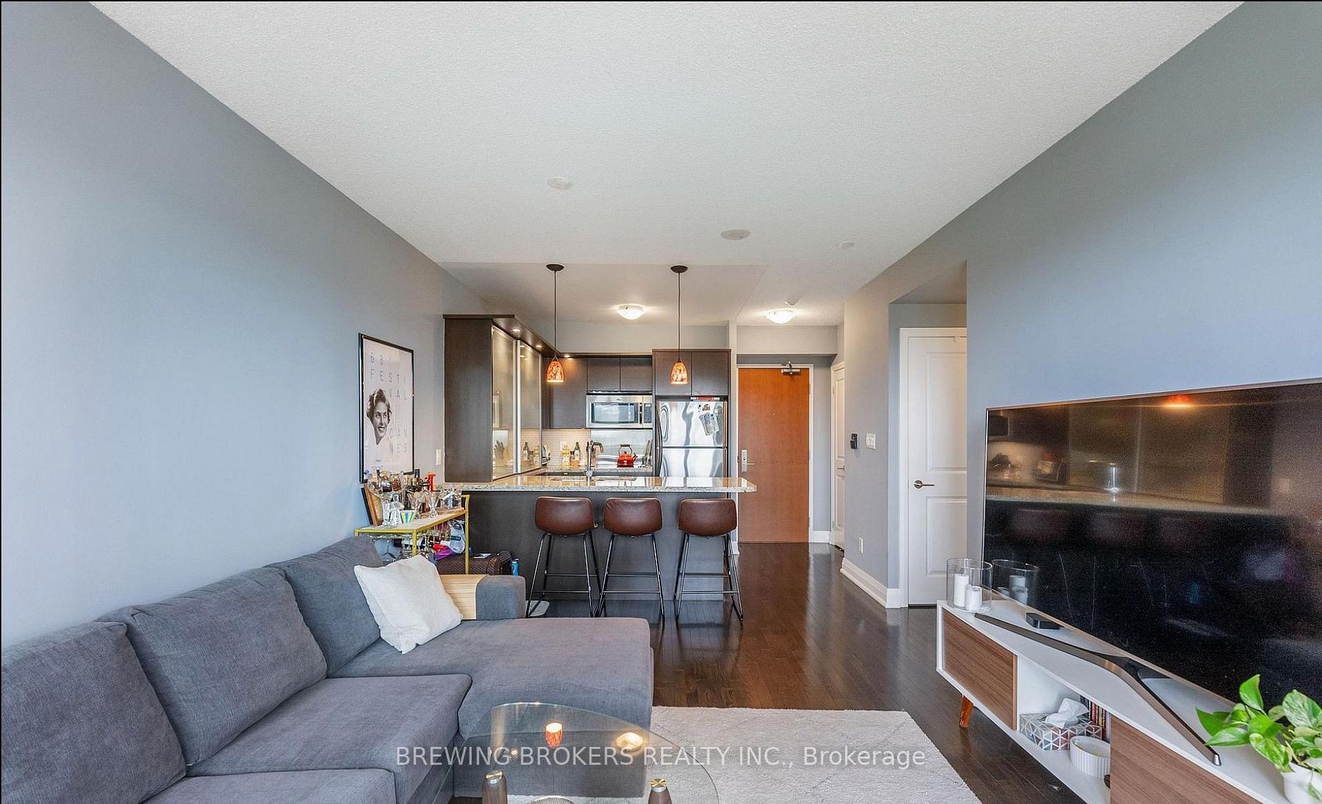 Photo 13 of Unit 704, 1430 Yonge Street, Toronto, Yonge-St. Clair — HOMEH