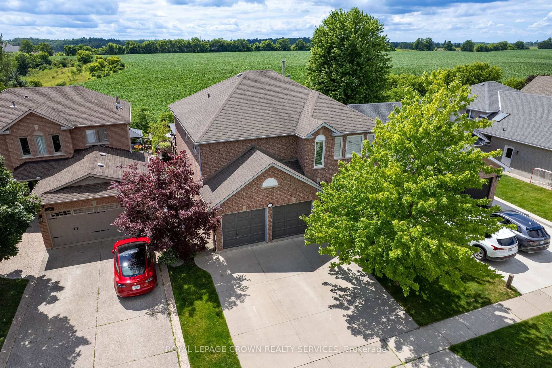 Photo 1 of 122 Delavan Drive, Cambridge, Southwood - Kinbridge — HOMEH