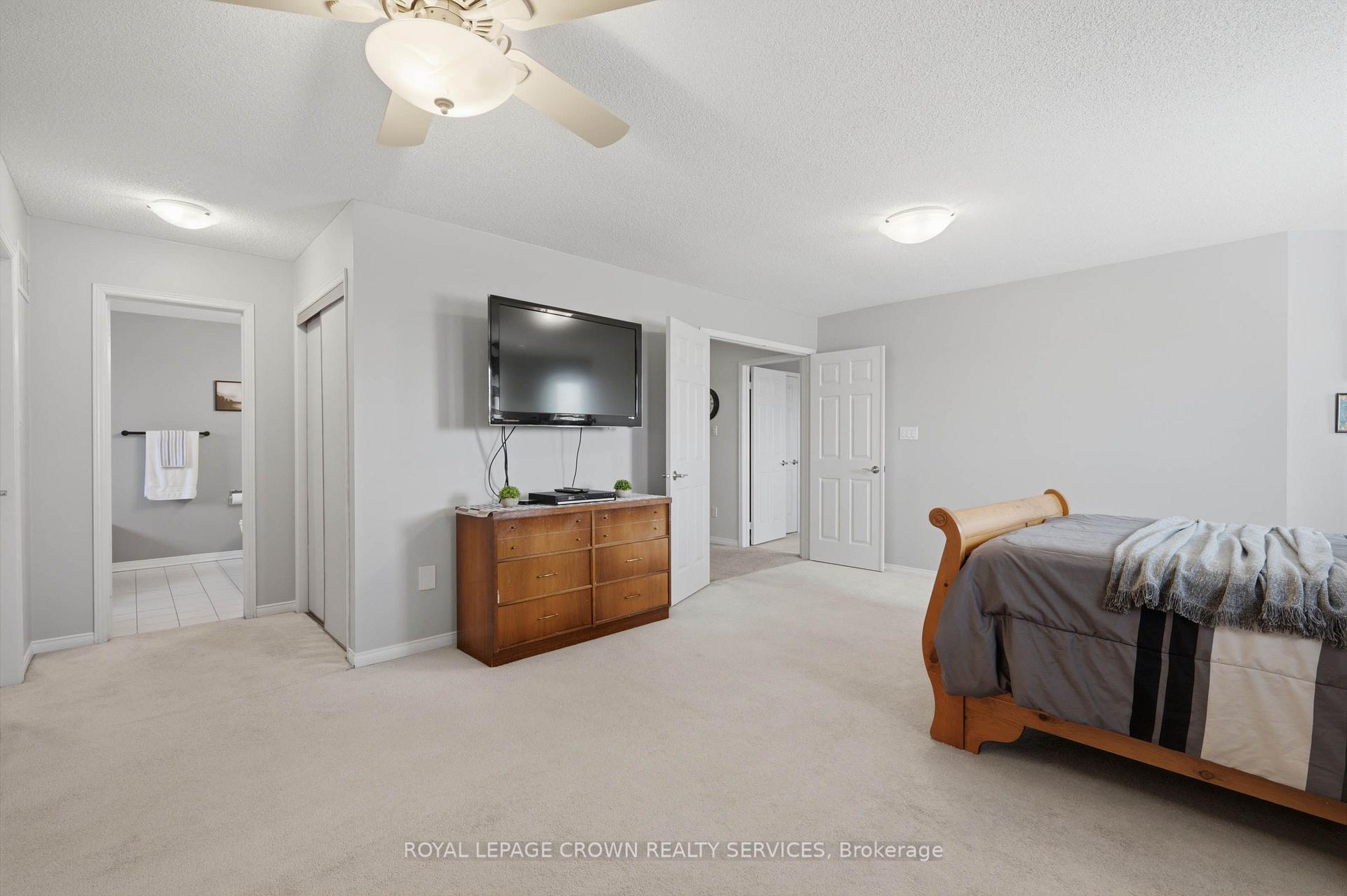 Photo 15 of 122 Delavan Drive, Cambridge, Southwood - Kinbridge — HOMEH