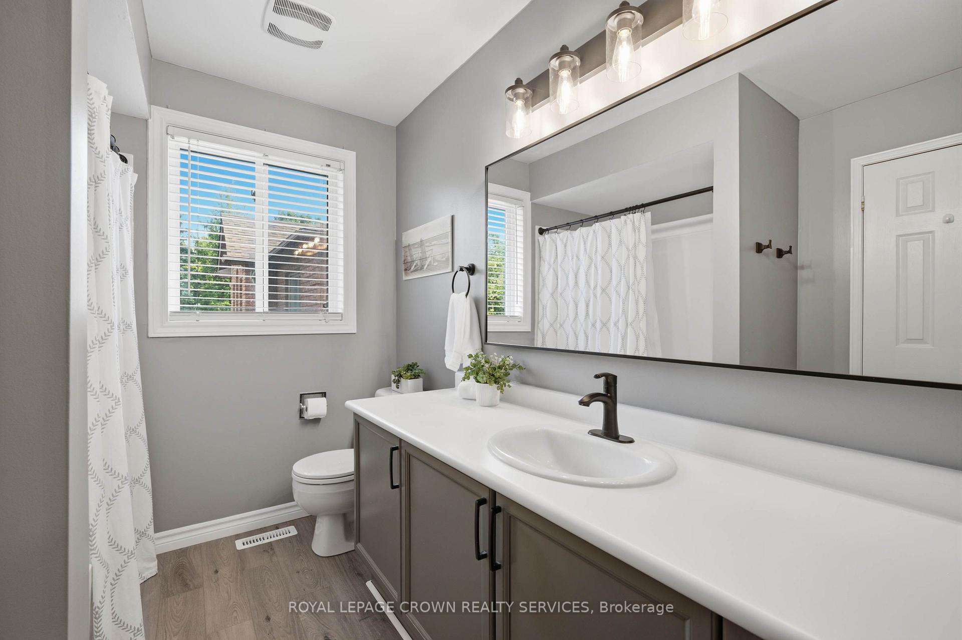 Photo 19 of 122 Delavan Drive, Cambridge, Southwood - Kinbridge — HOMEH