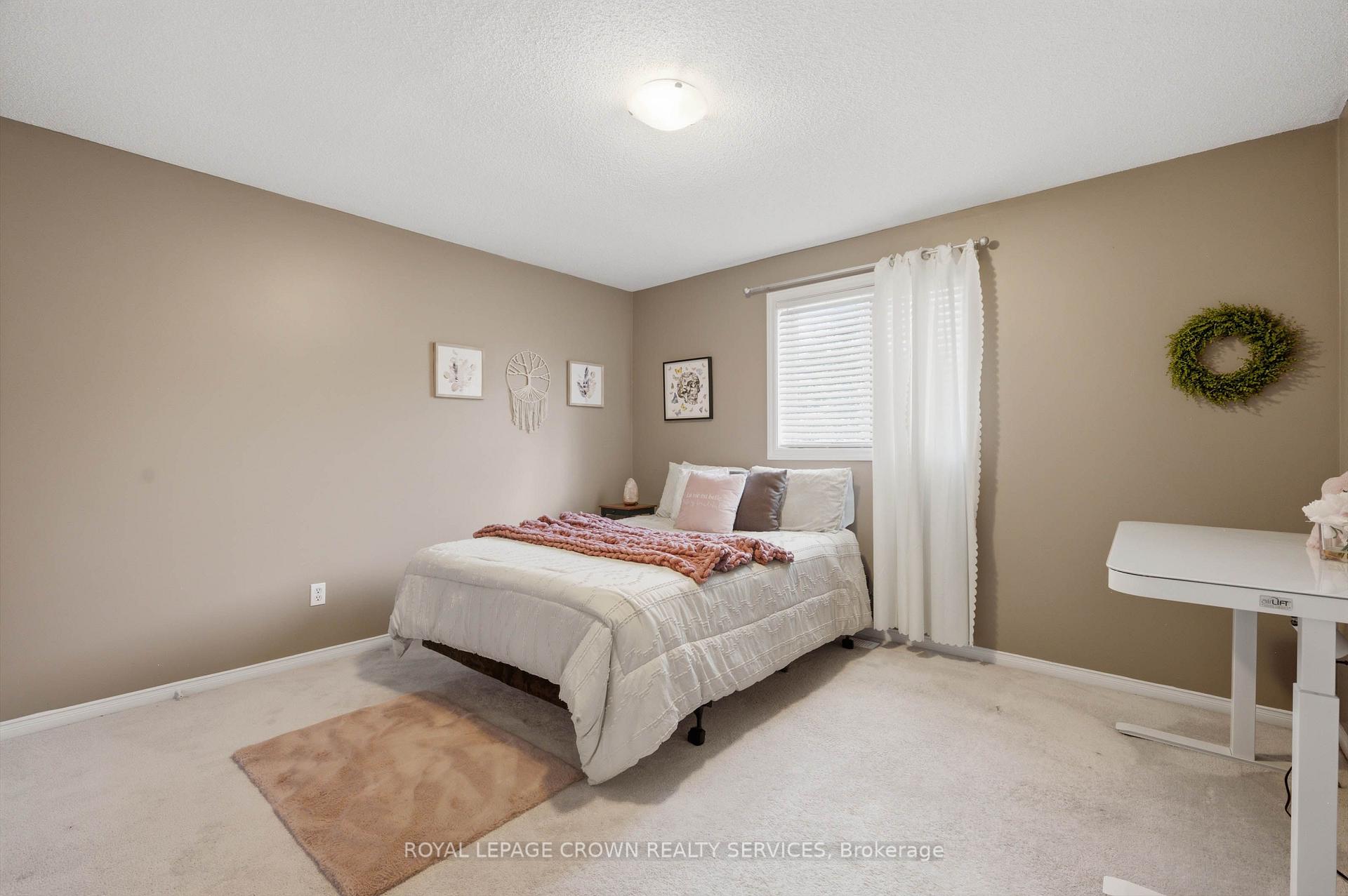 Photo 20 of 122 Delavan Drive, Cambridge, Southwood - Kinbridge — HOMEH