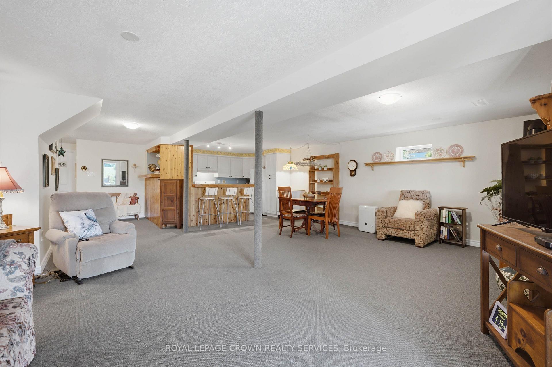 Photo 28 of 122 Delavan Drive, Cambridge, Southwood - Kinbridge — HOMEH