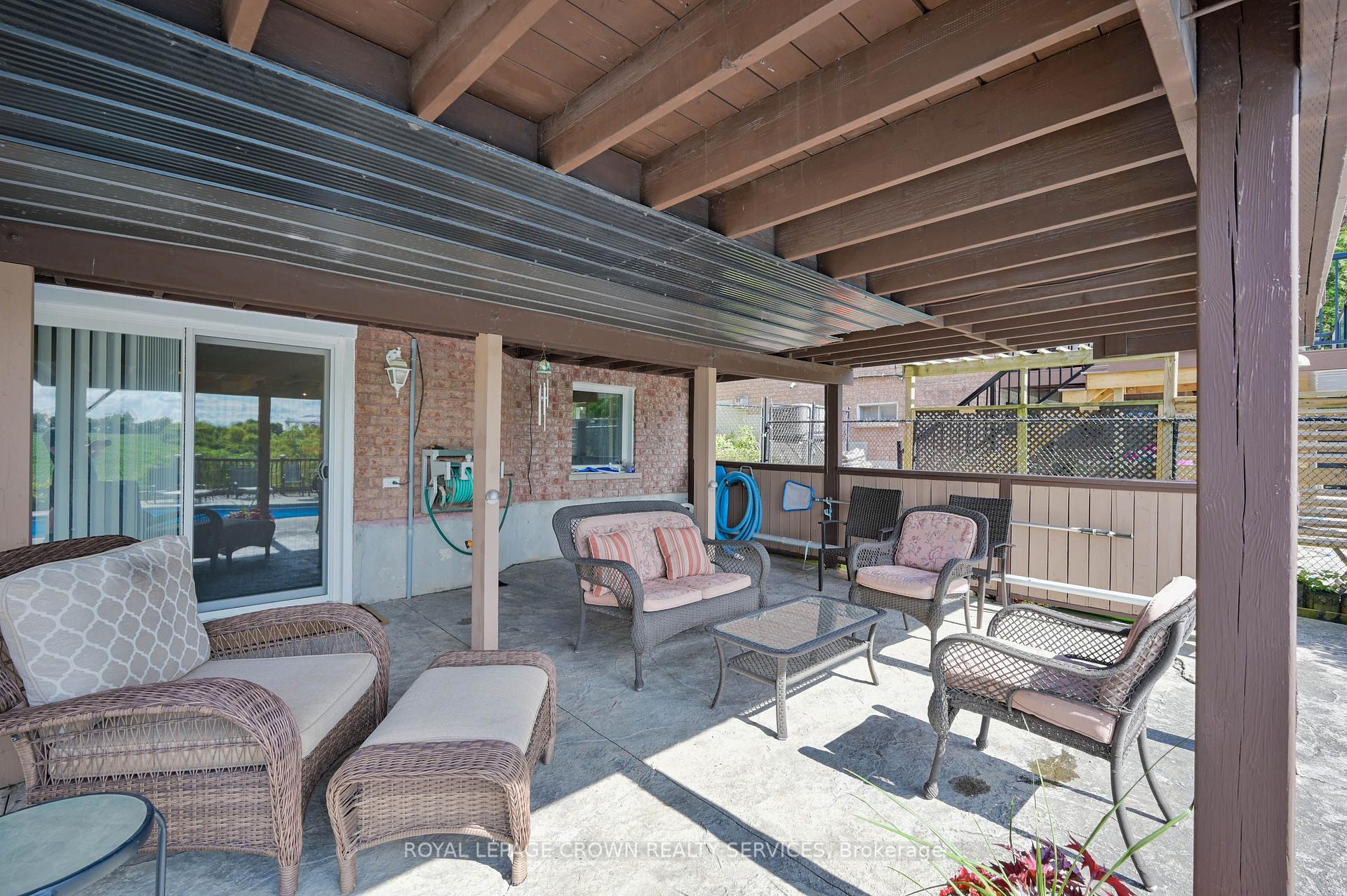 Photo 34 of 122 Delavan Drive, Cambridge, Southwood - Kinbridge — HOMEH