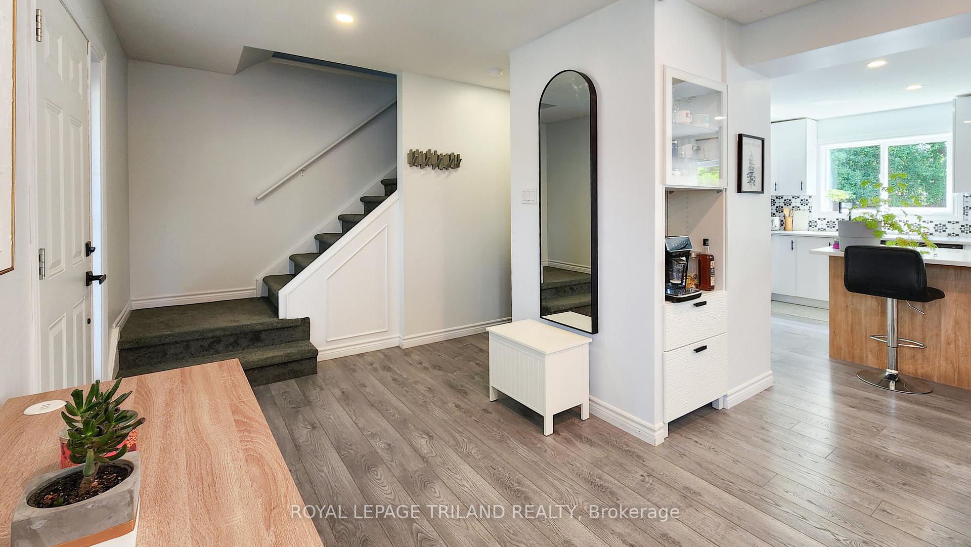 Photo 10 of 51 Ashbury Avenue, London, South Y — HOMEH