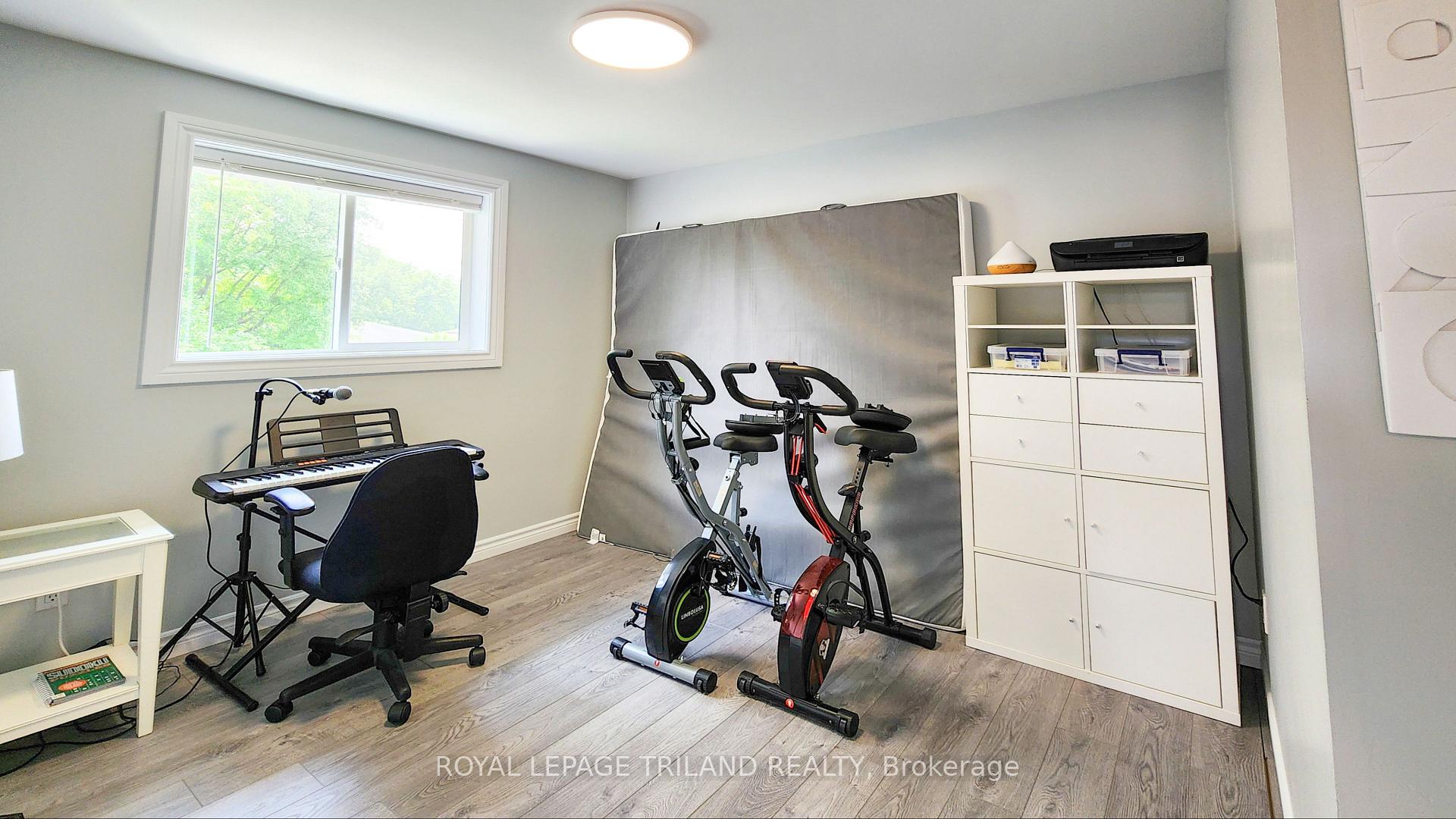 Photo 15 of 51 Ashbury Avenue, London, South Y — HOMEH