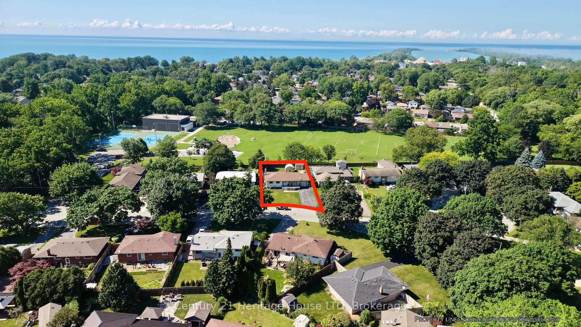 Photo 3 of 64 Croydon Drive, St. Catharines, Lakeshore — HOMEH