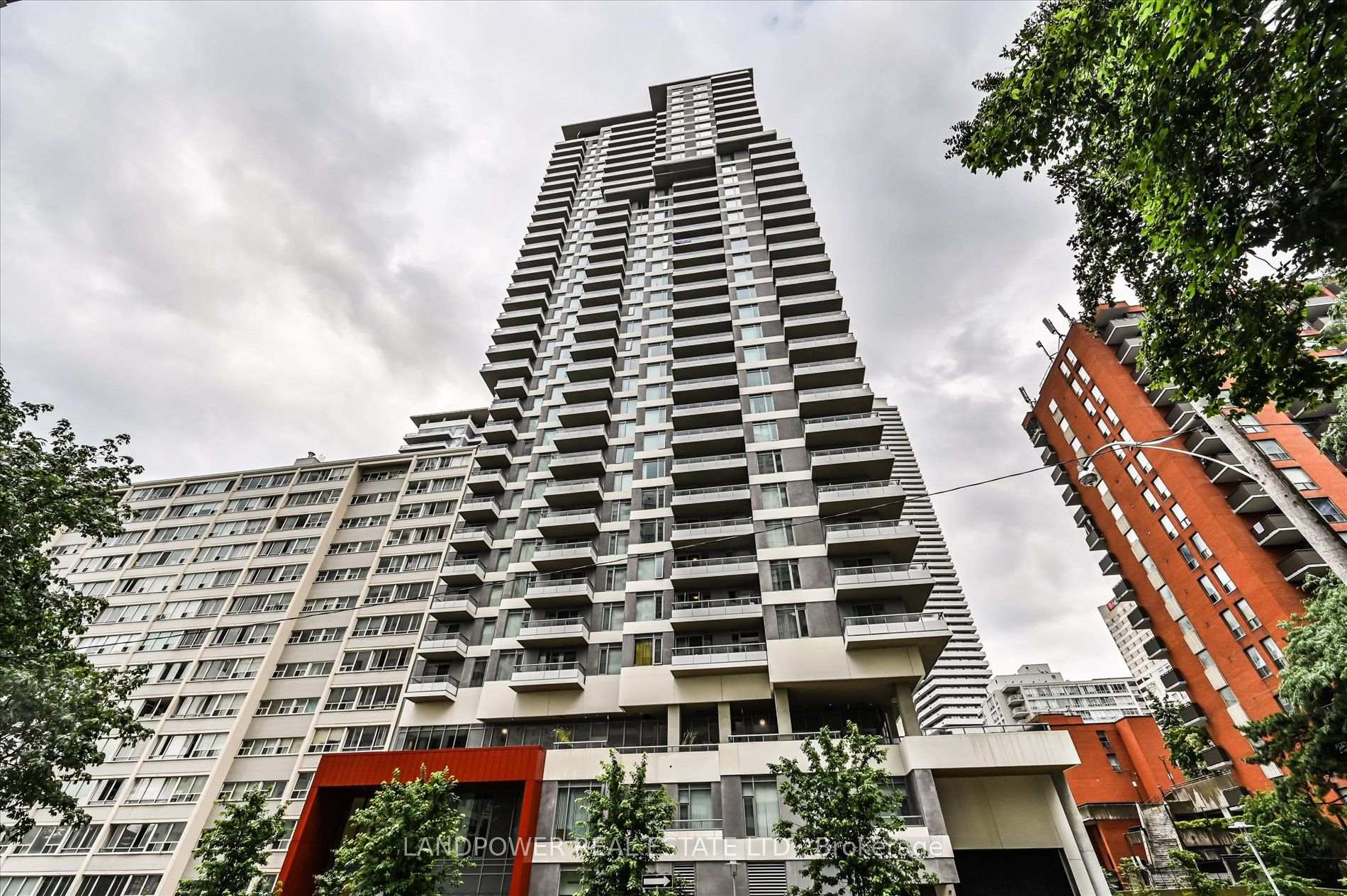 Front of Unit 1916, 50 Dunfield Avenue