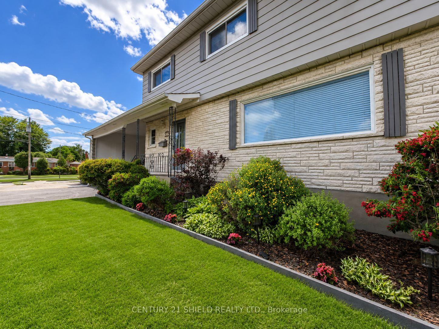 Photo 4 of 1305 Osborne Avenue, Cornwall, Cornwall — HOMEH