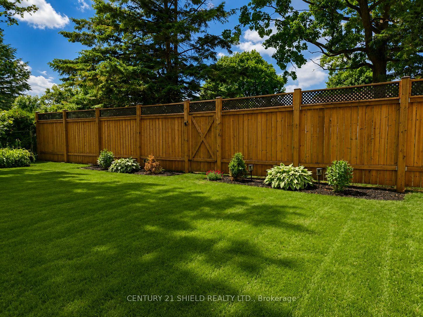 Photo 11 of 1305 Osborne Avenue, Cornwall, Cornwall — HOMEH