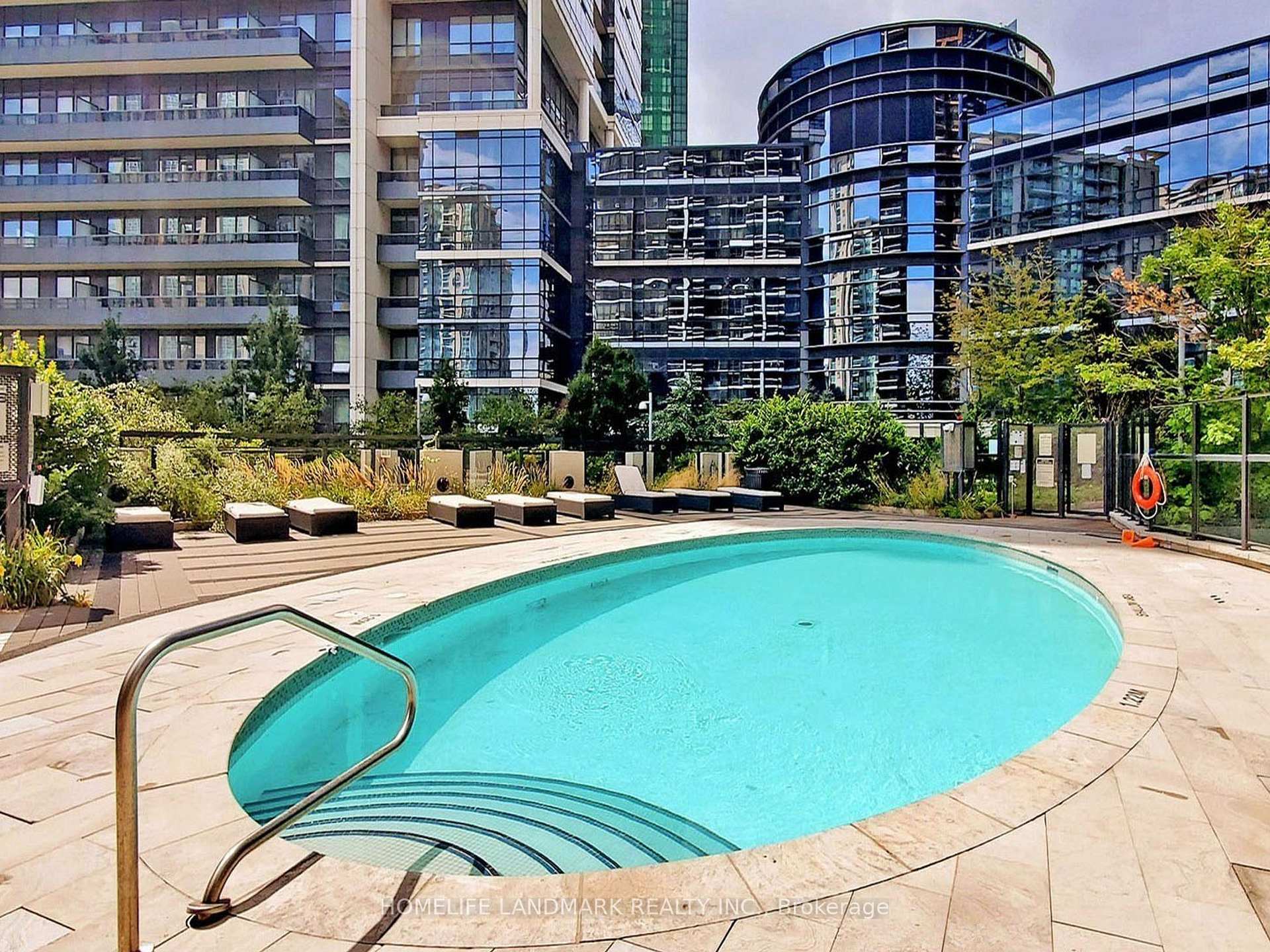 Photo 18 of Unit 2307, 2 Anndale Drive, North York, Willowdale East — HOMEH