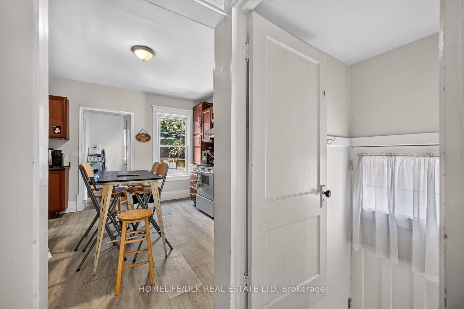 Photo 10 of 427 Earl Street, Kingston, Central City East — HOMEH