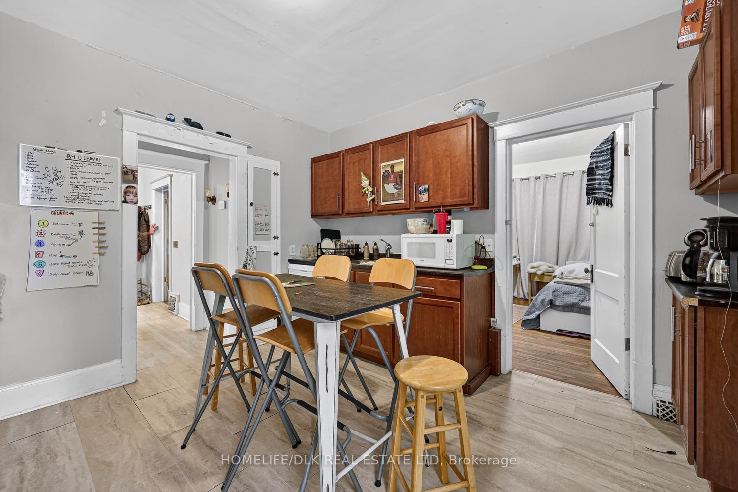 Photo 12 of 427 Earl Street, Kingston, Central City East — HOMEH