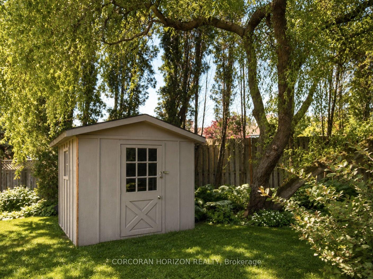 Photo 43 of 34 Yule Place, Kitchener, Stanley Park — HOMEH