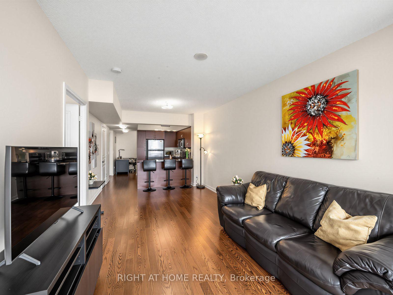 Photo 8 of Unit 1601, 15 Legion Road, Etobicoke, Mimico — HOMEH