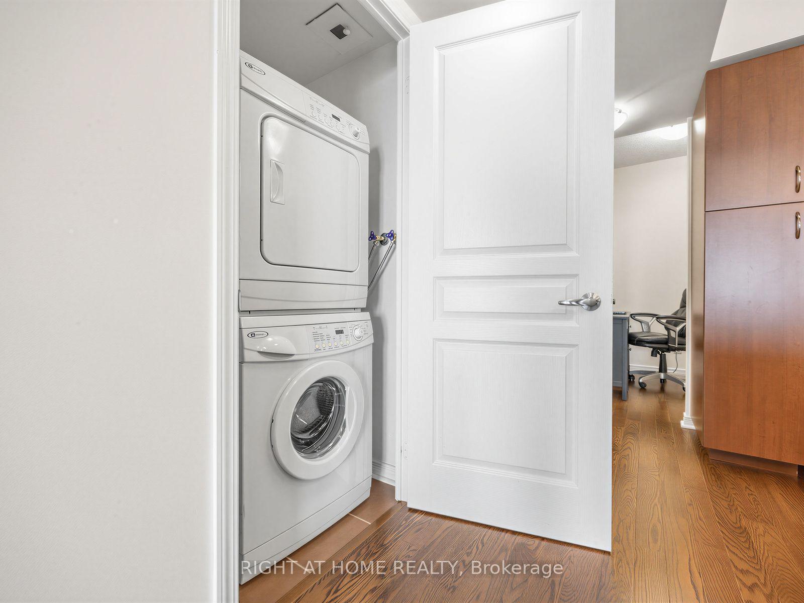Photo 19 of Unit 1601, 15 Legion Road, Etobicoke, Mimico — HOMEH