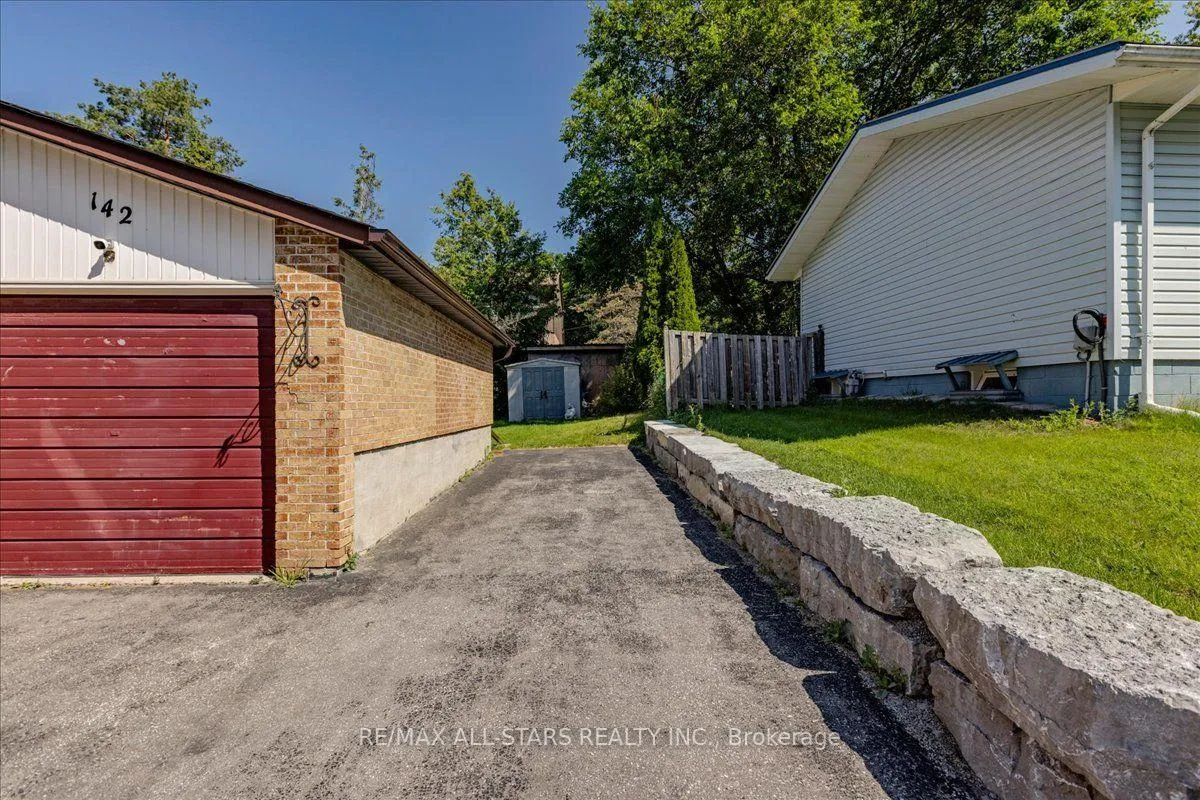Photo 10 of 142 Parkview Road, Georgina, Keswick North — HOMEH