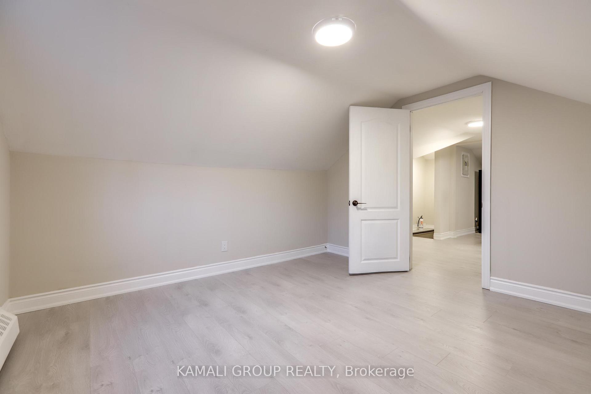 Photo 8 of Unit UNIT 3, 81 McMillan Drive, Oshawa, O'Neill — HOMEH