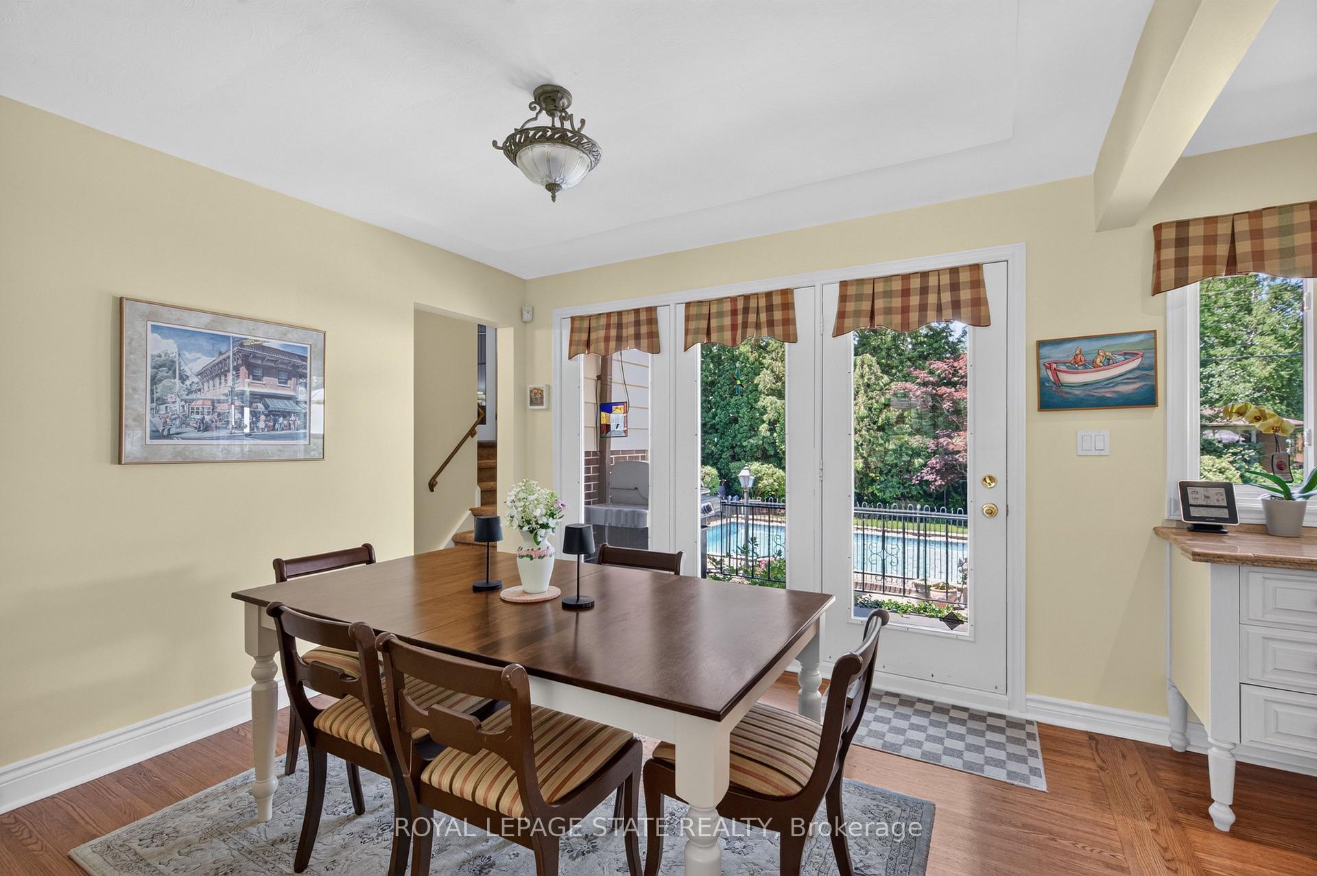 Photo 7 of 657 Iroquois Avenue, Hamilton, Ancaster — HOMEH