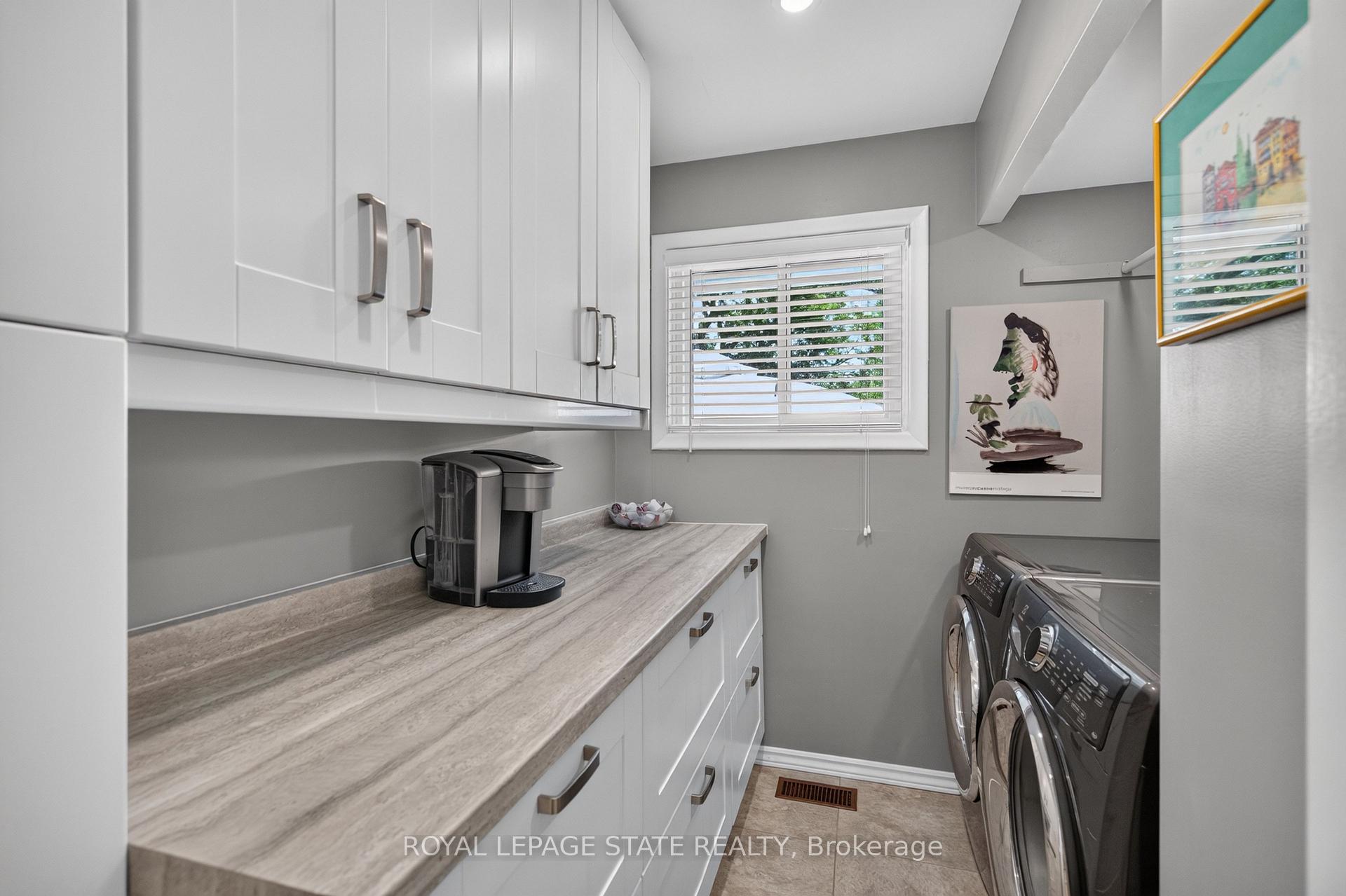 Photo 16 of 657 Iroquois Avenue, Hamilton, Ancaster — HOMEH