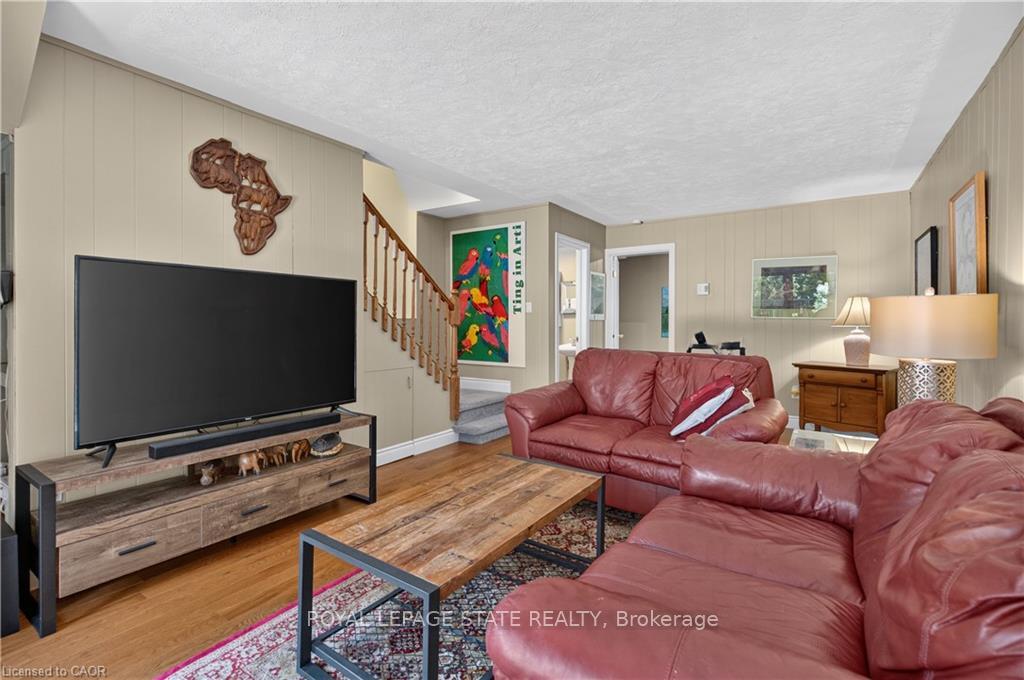 Photo 27 of 657 Iroquois Avenue, Hamilton, Ancaster — HOMEH