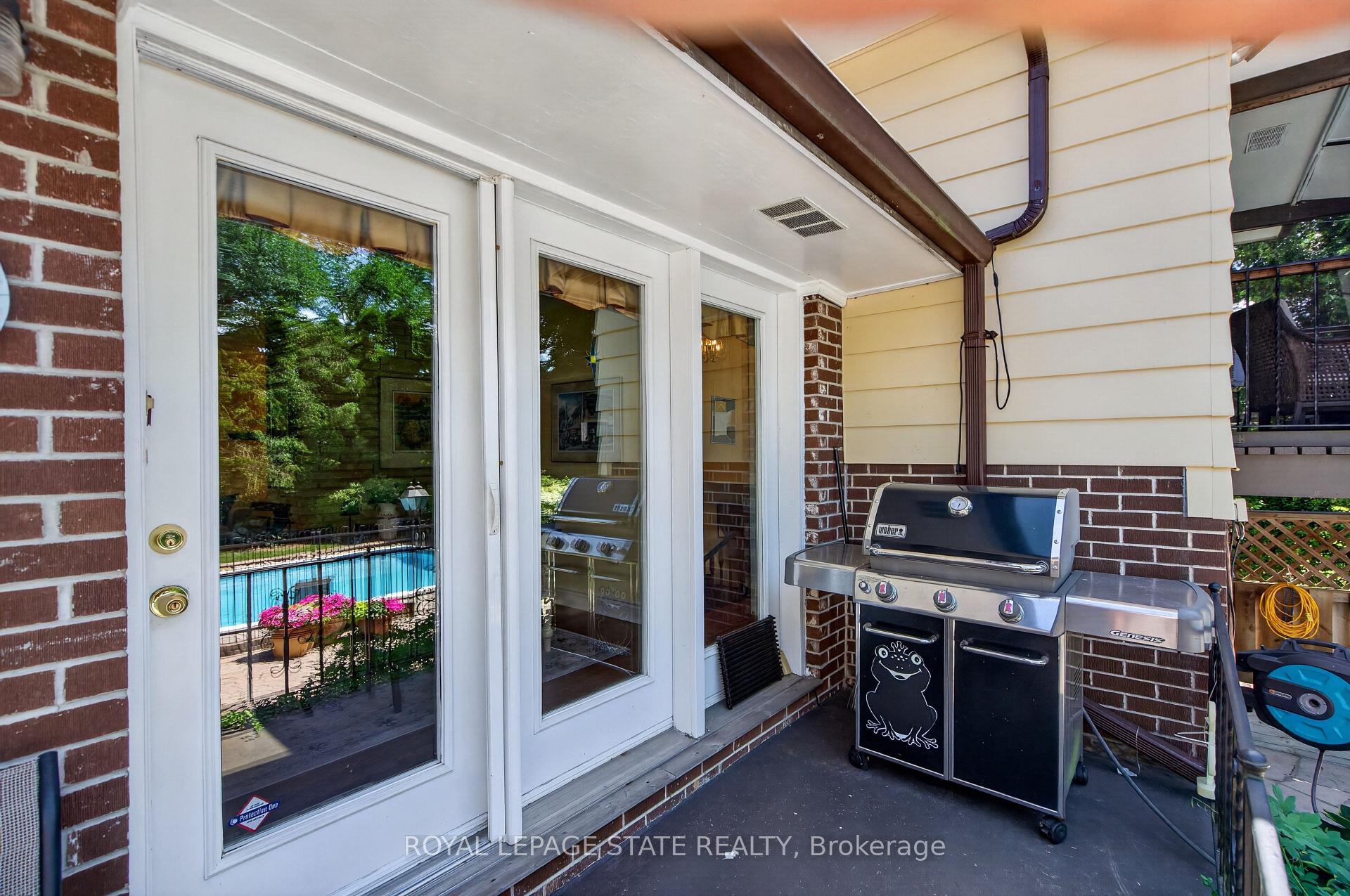 Photo 31 of 657 Iroquois Avenue, Hamilton, Ancaster — HOMEH