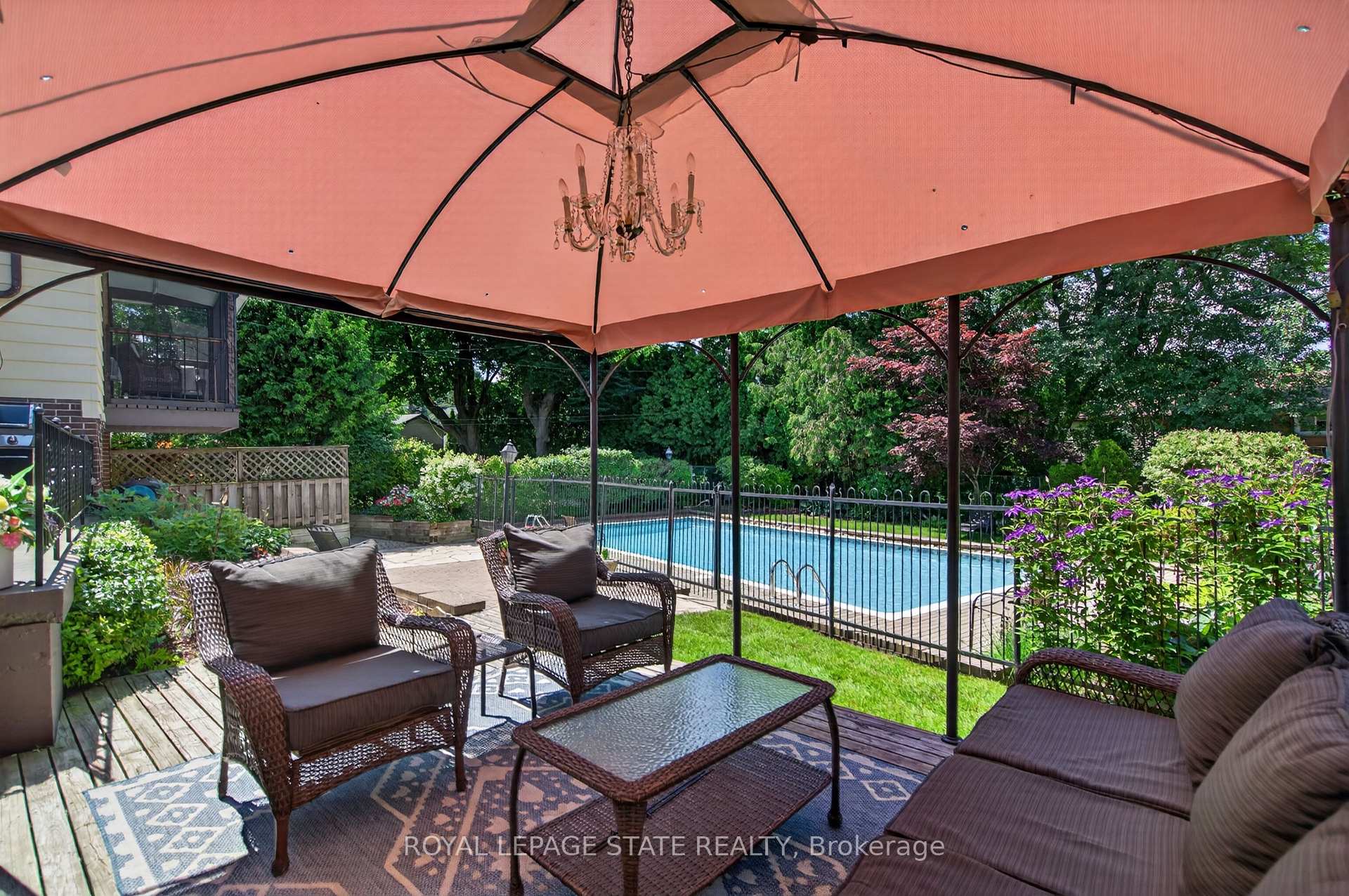 Photo 34 of 657 Iroquois Avenue, Hamilton, Ancaster — HOMEH