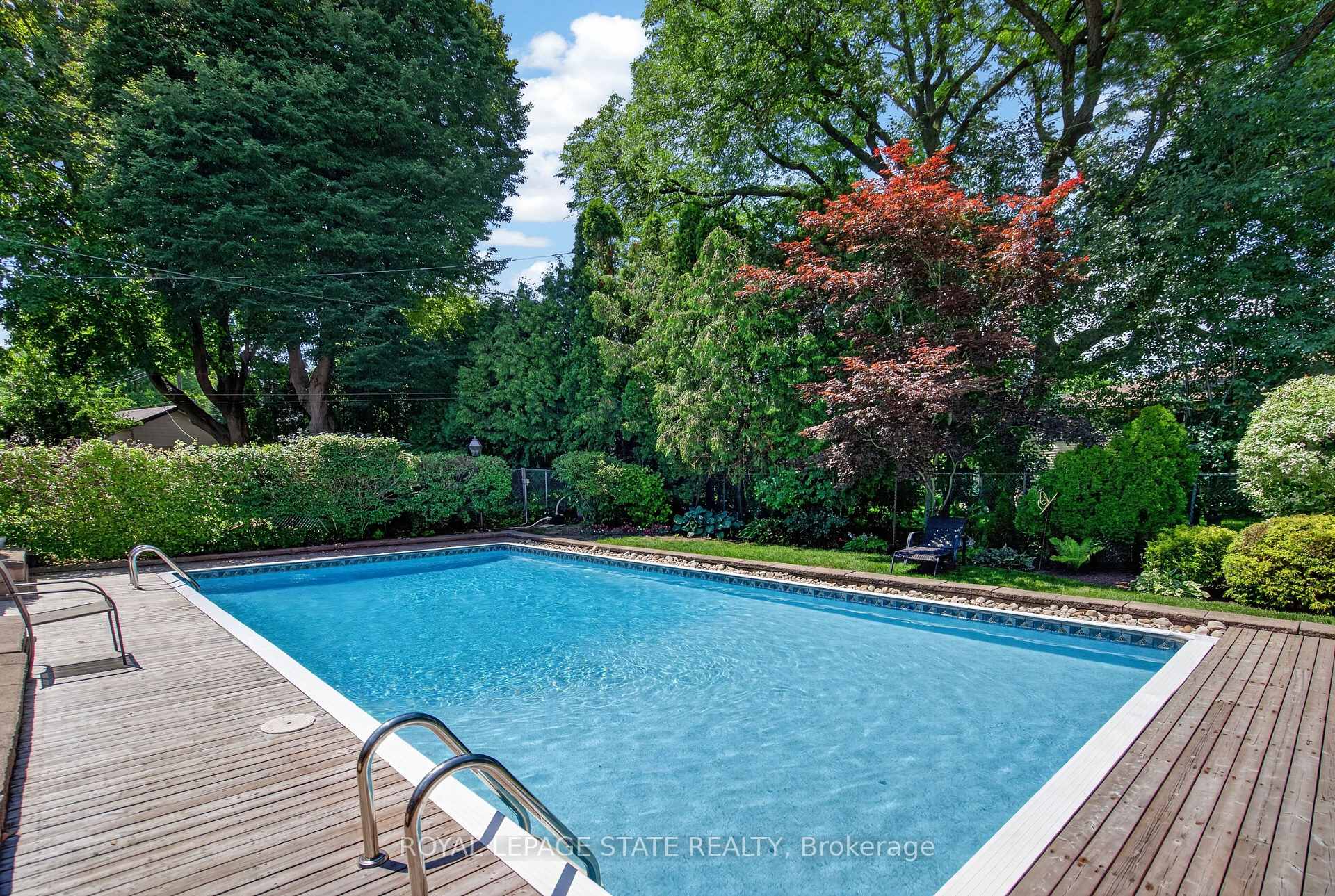 Photo 40 of 657 Iroquois Avenue, Hamilton, Ancaster — HOMEH