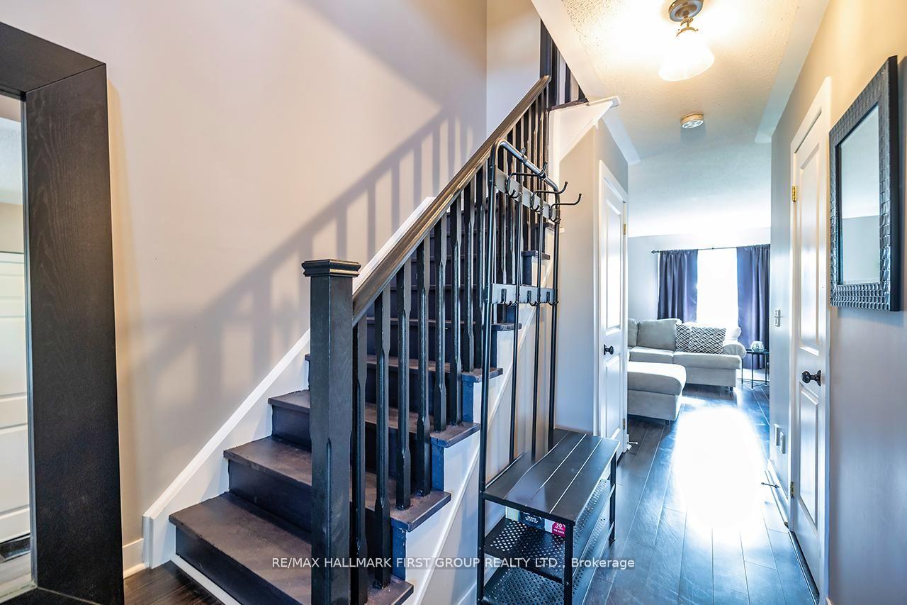 Photo 6 of 38 Allworth Crescent, Clarington, Bowmanville — HOMEH