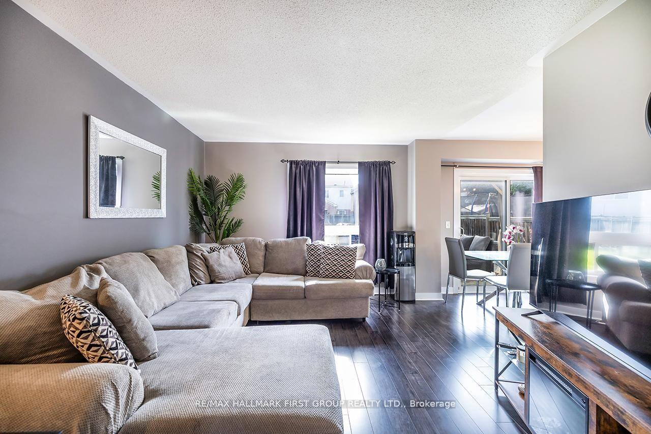 Photo 7 of 38 Allworth Crescent, Clarington, Bowmanville — HOMEH