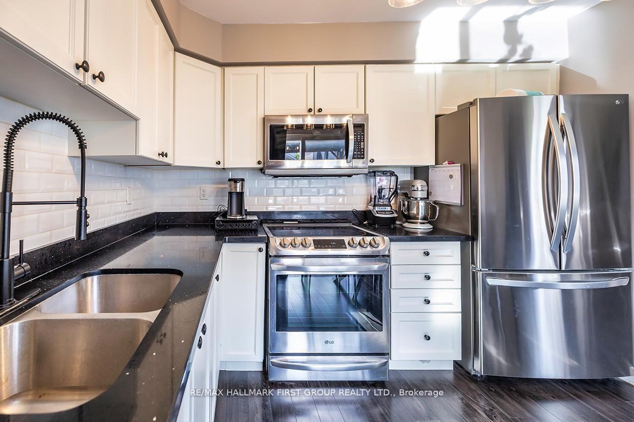 Photo 13 of 38 Allworth Crescent, Clarington, Bowmanville — HOMEH