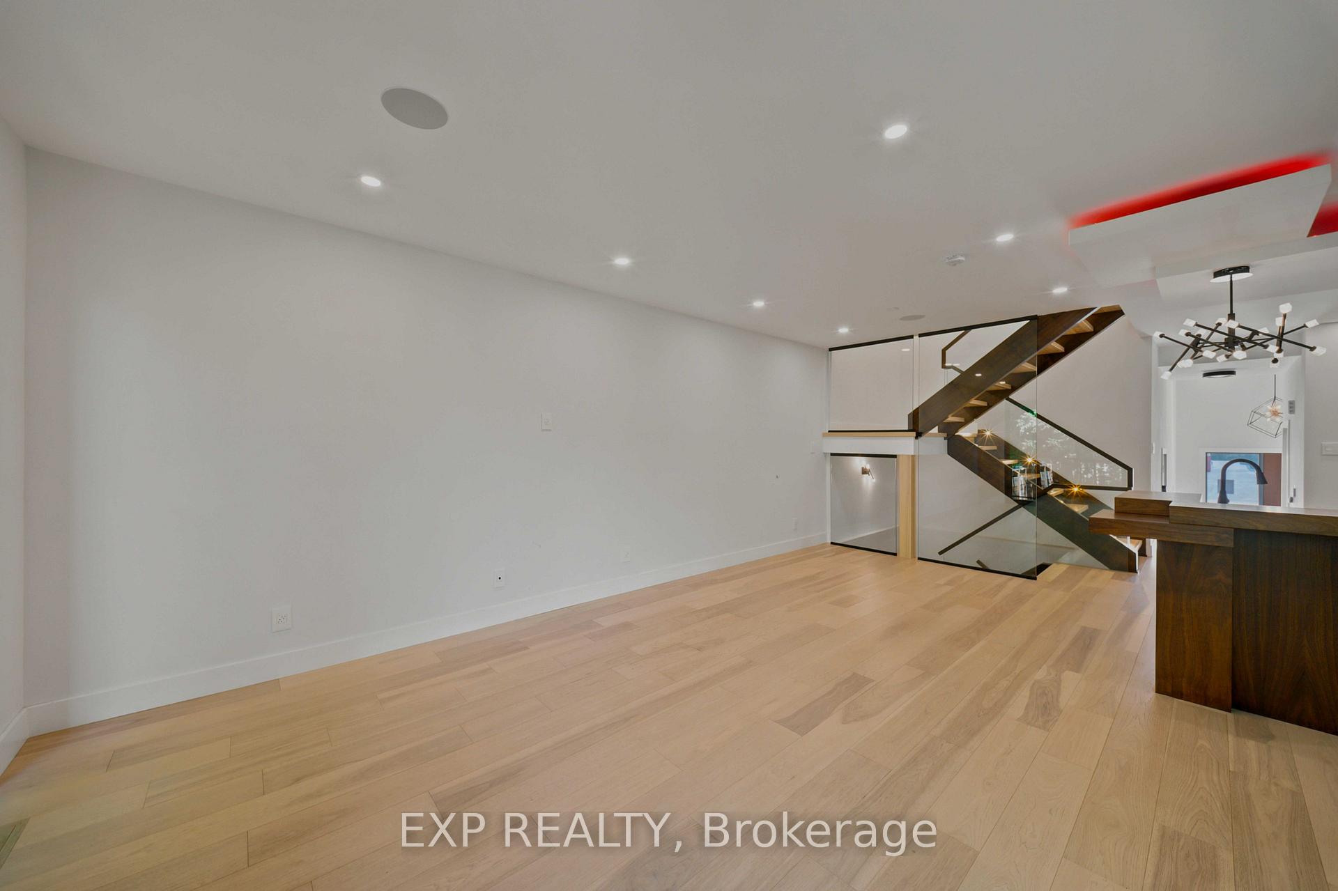 Photo 10 of Unit B, 375 Madison Avenue, Ottawa, Westboro West — HOMEH