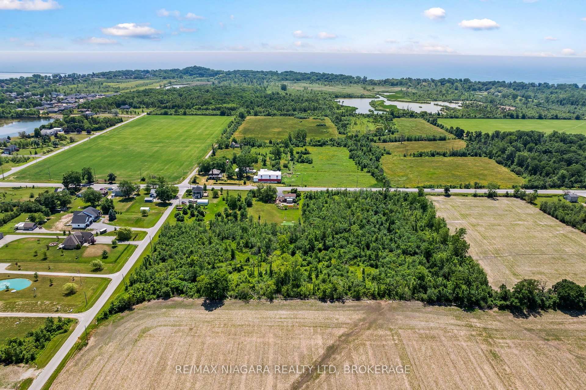 Photo 36 of 20214 Hwy 3, Wainfleet, Marshville/Winger — HOMEH
