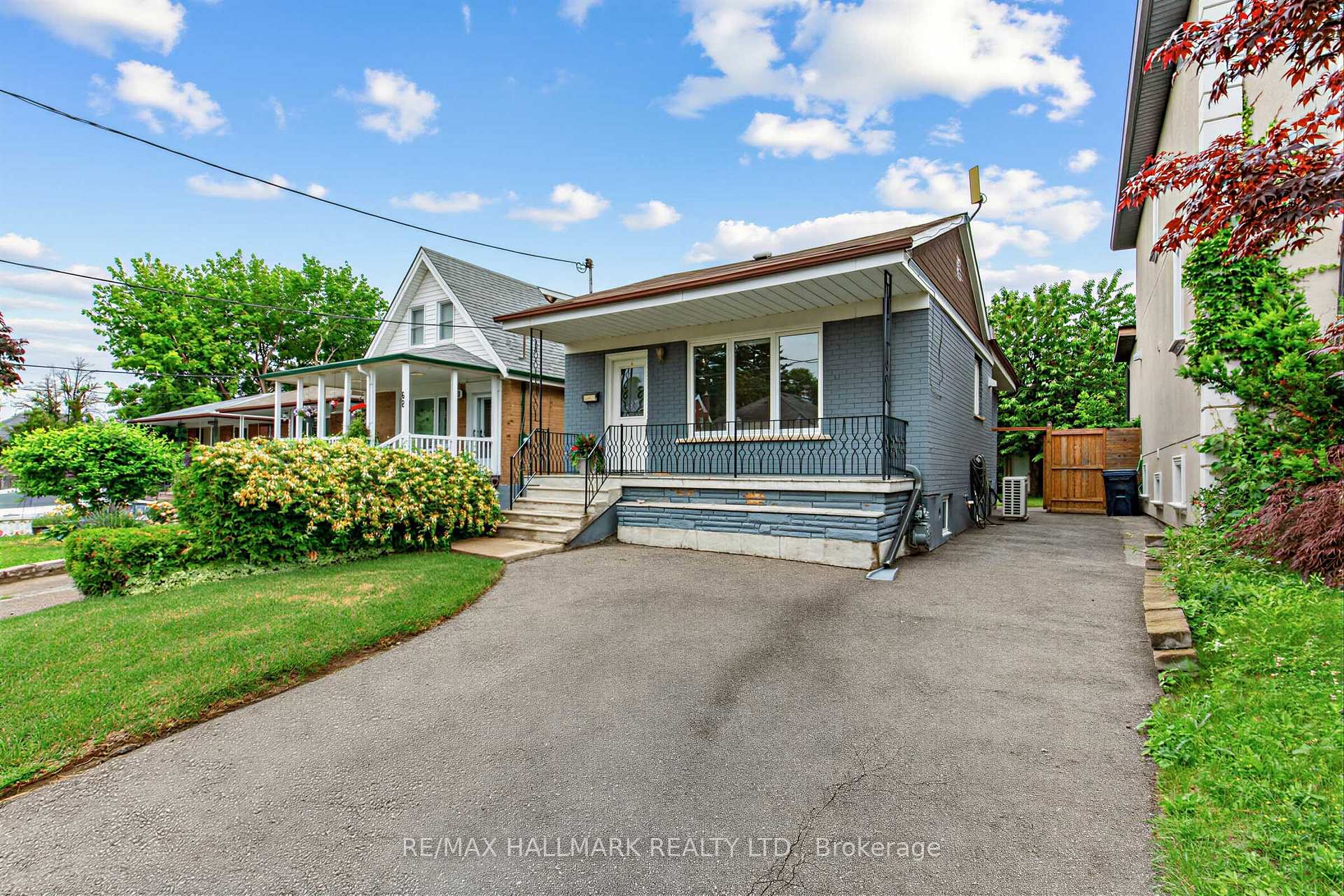 Front of 66 Holmstead Avenue