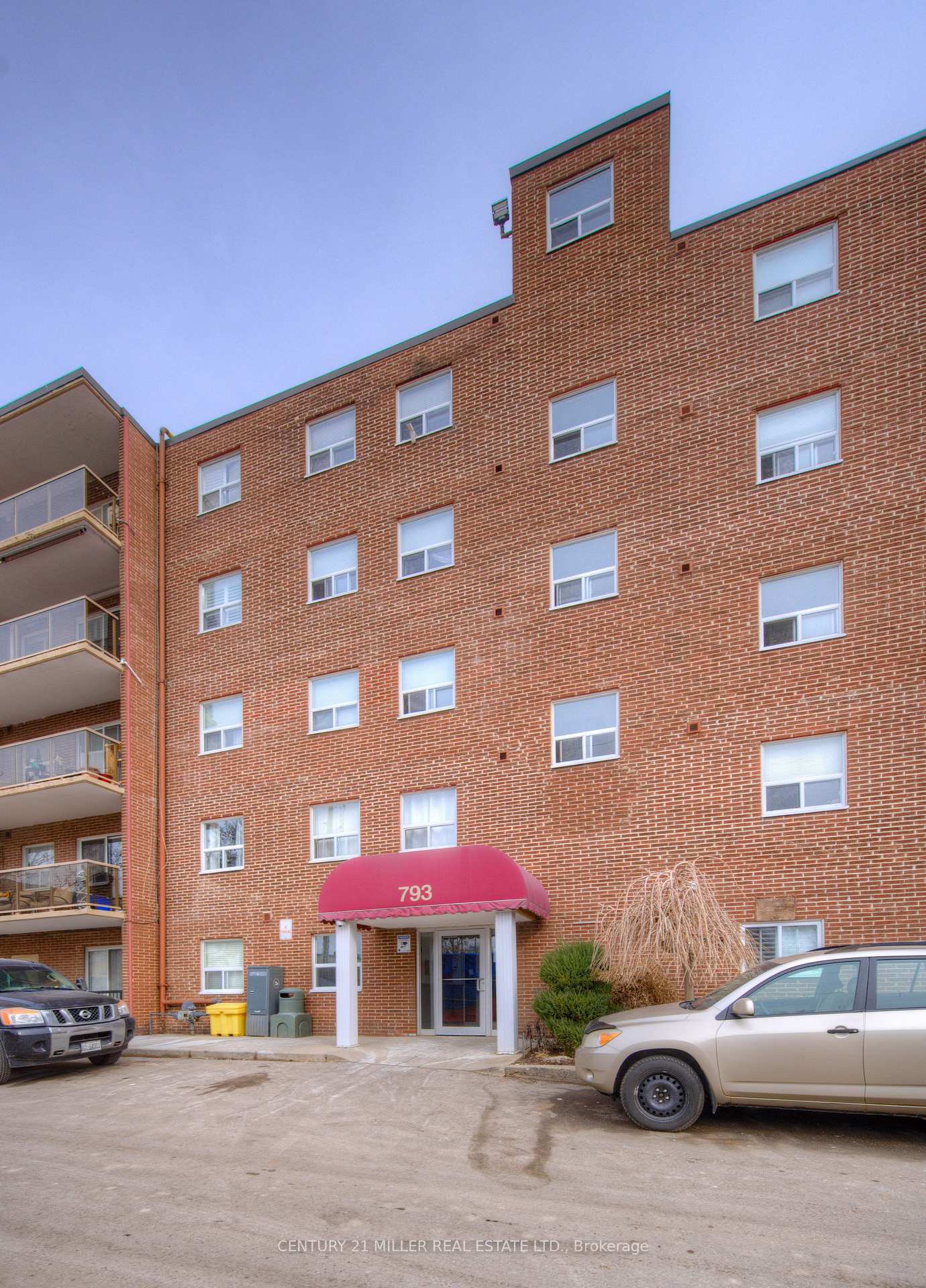 Photo 2 of Unit 110, 793 Colborne Street E, Brantford, Echo Place — HOMEH
