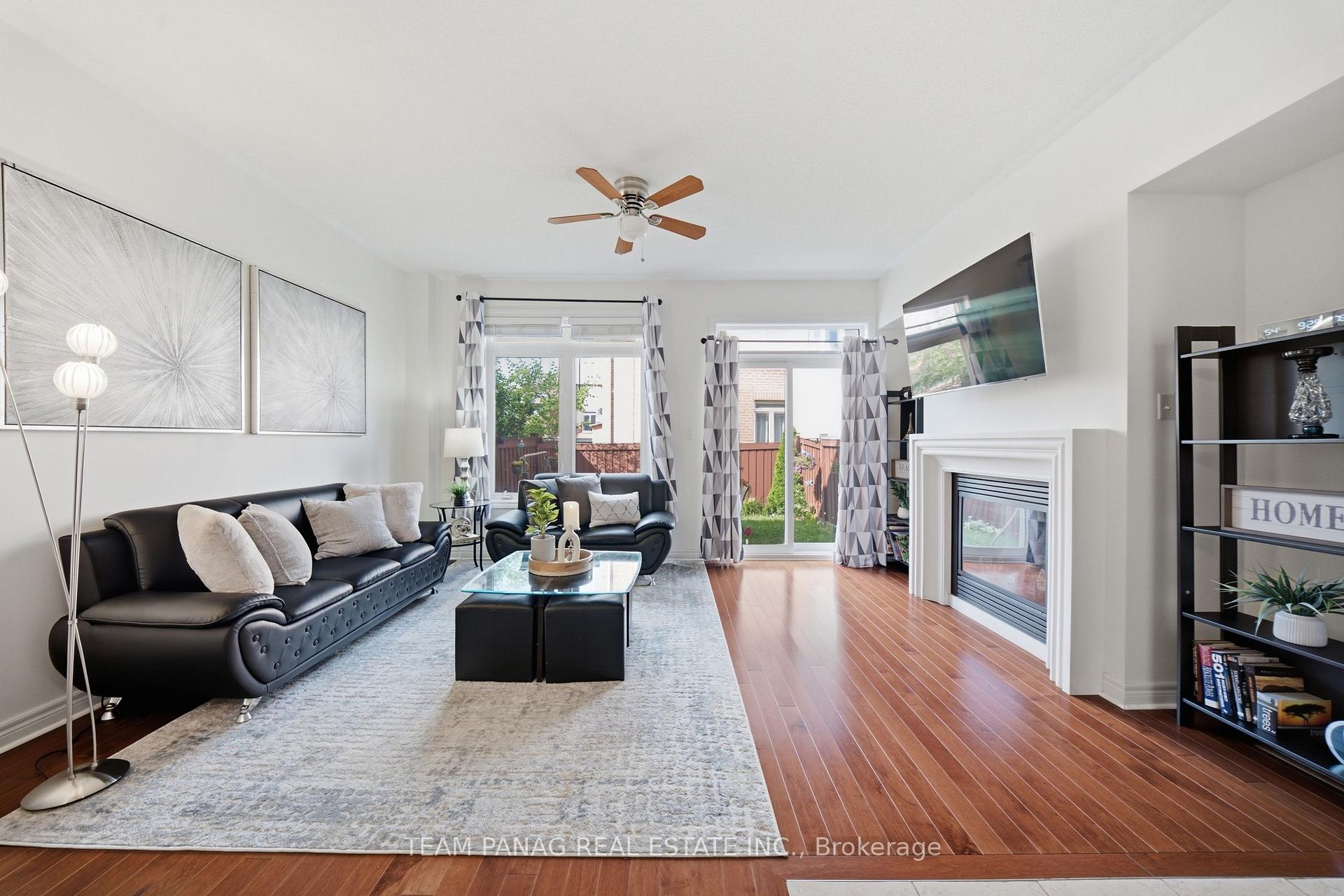 Photo 20 of 31 Lorenzo Circle, Brampton, Sandringham-Wellington — HOMEH